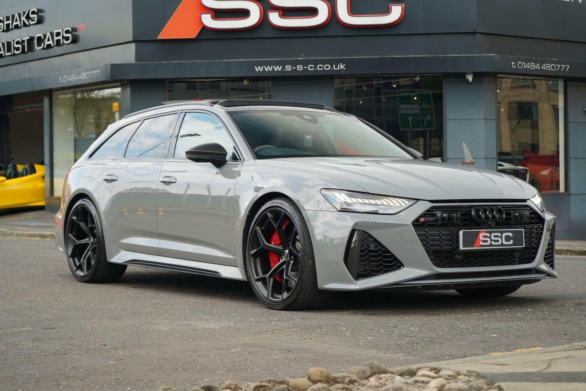 AUDI RS6 RS 6 AVANT RS 6 TFSI Quattro Performance 5dr Tiptronic for sale UK - Slide 5