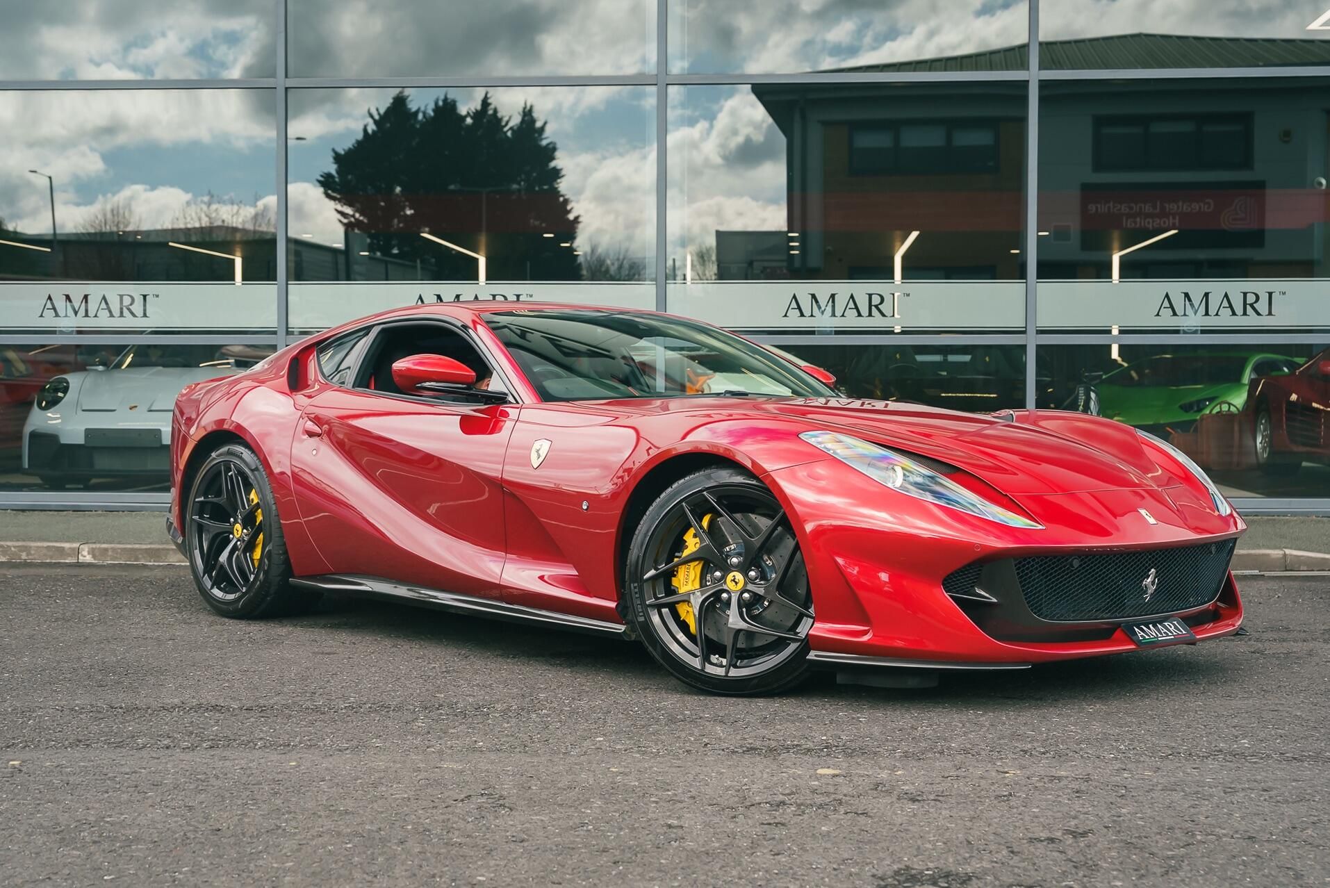 FERRARI 812 SUPERFAST COUPE 2dr Auto for sale UK - Slide 5