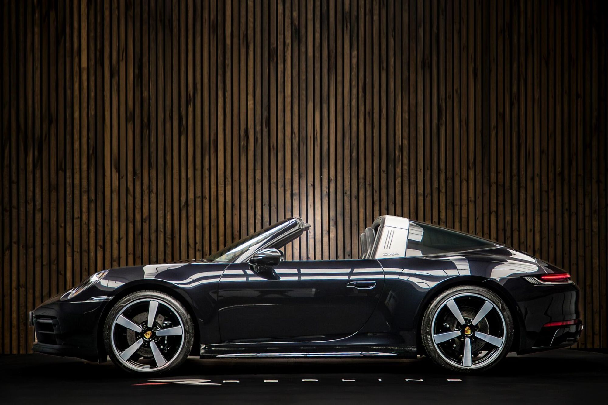 PORSCHE 911 [992] TARGA 4 S 2dr PDK for sale UK - Slide 8