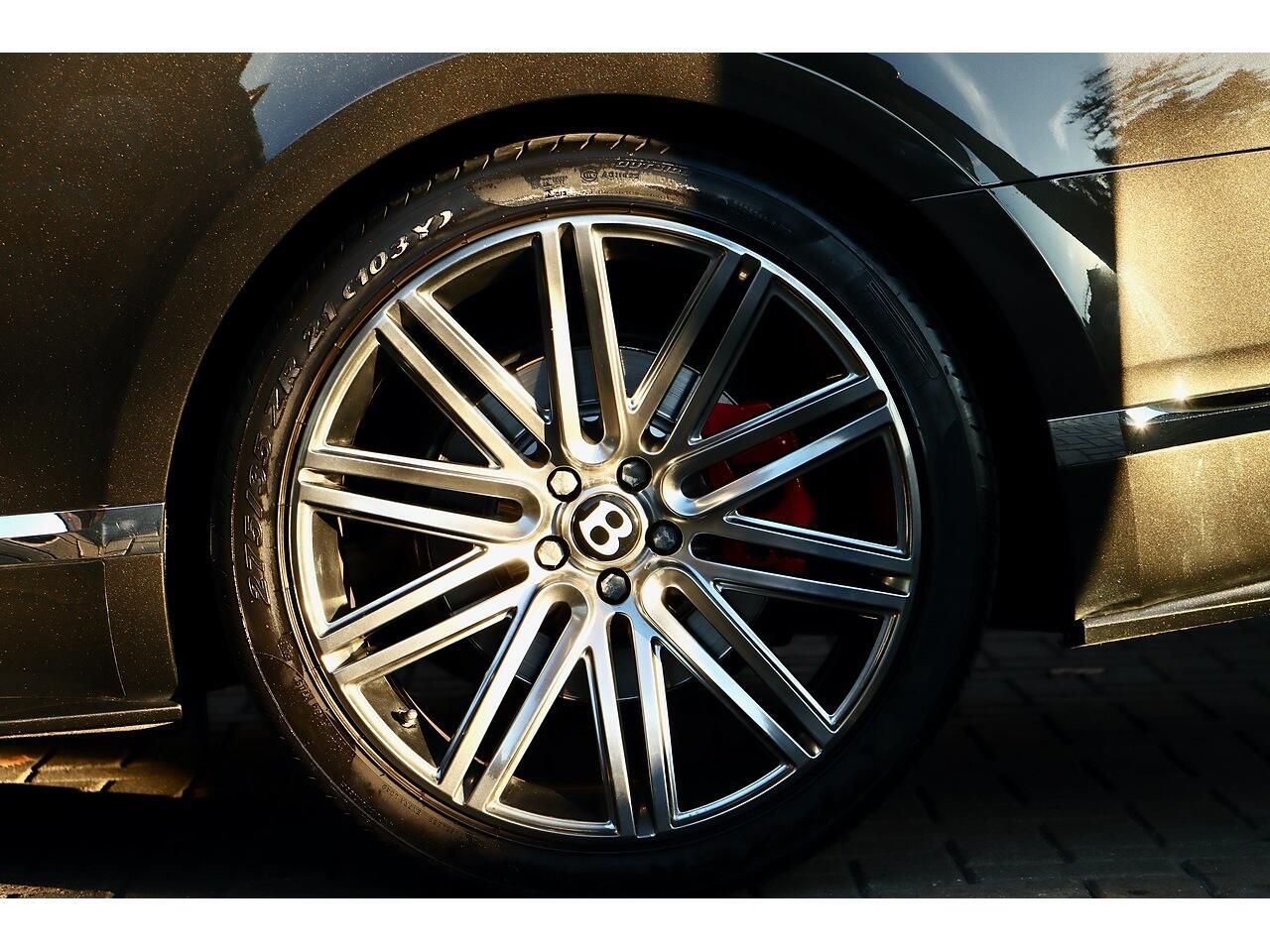 BENTLEY CONTINENTAL GT COUPE 6.0 W12 [635] Speed 2dr Auto for sale UK - Slide 6