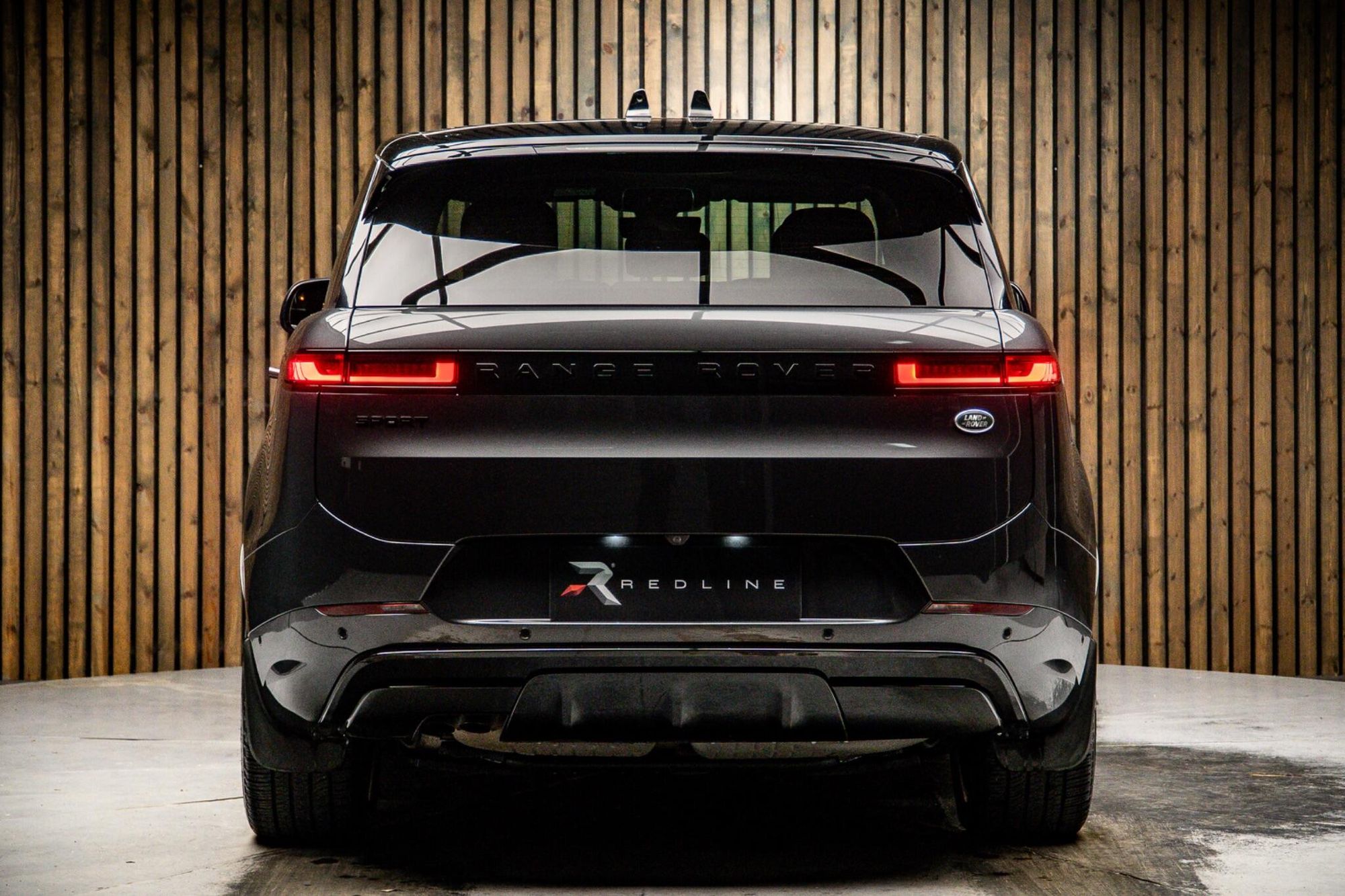 LAND ROVER RANGE ROVER SPORT DIESEL ESTATE 3.0 D300 Autobiography 5dr Auto for sale UK - Slide 6