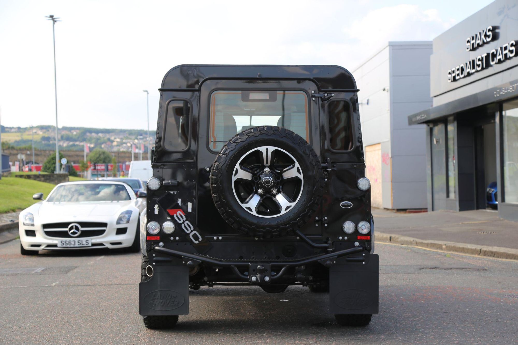LAND ROVER DEFENDER 90 SWB DIESEL XS Station Wagon TDCi [2.2] for sale UK - Slide 7