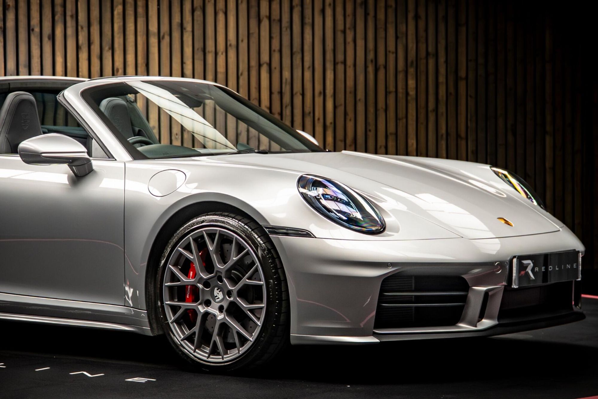 PORSCHE 911 [992] TARGA 4 S 2dr PDK for sale UK - Slide 10