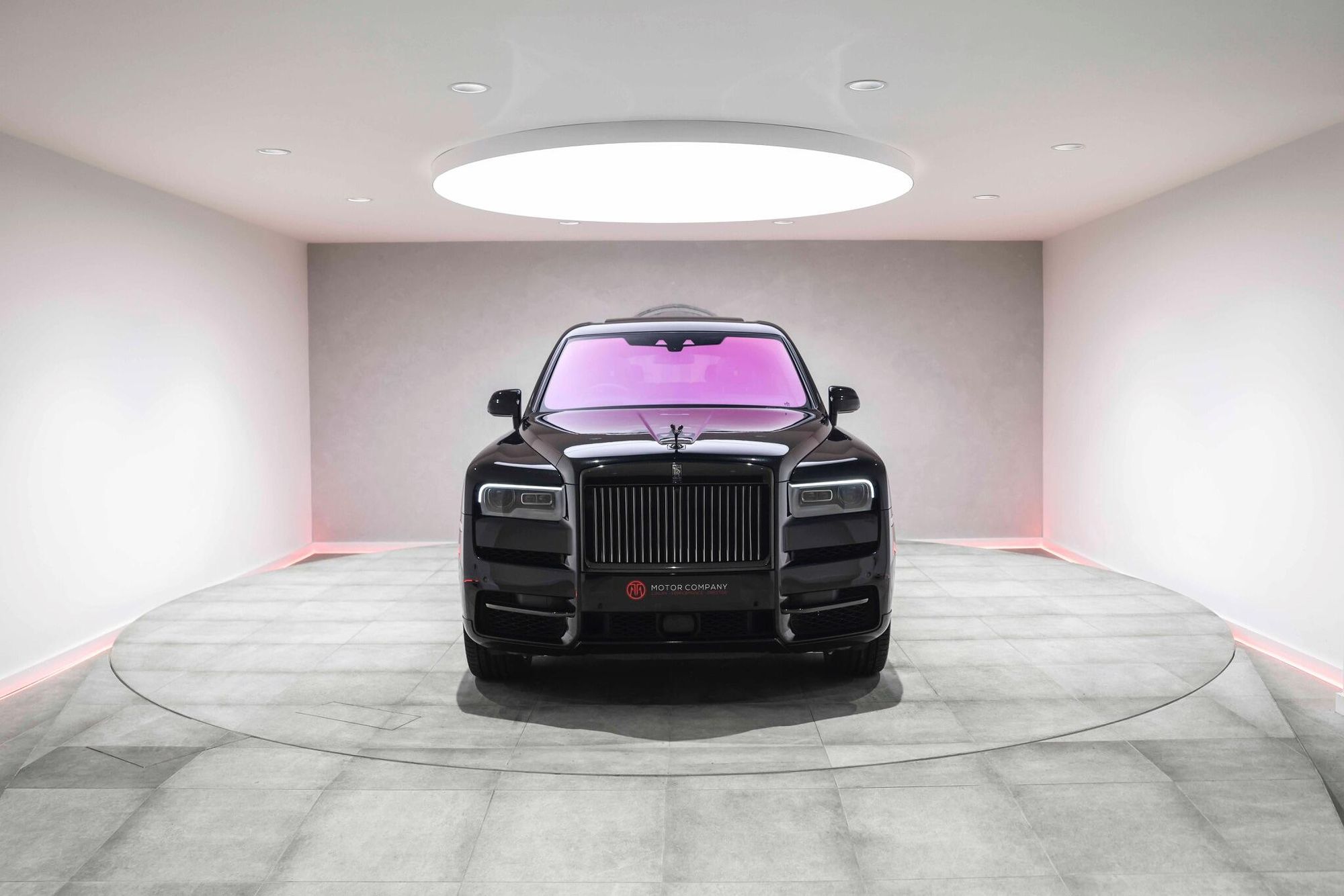 ROLLS-ROYCE CULLINAN ESTATE Black Badge 5dr Auto for sale UK - Slide 6