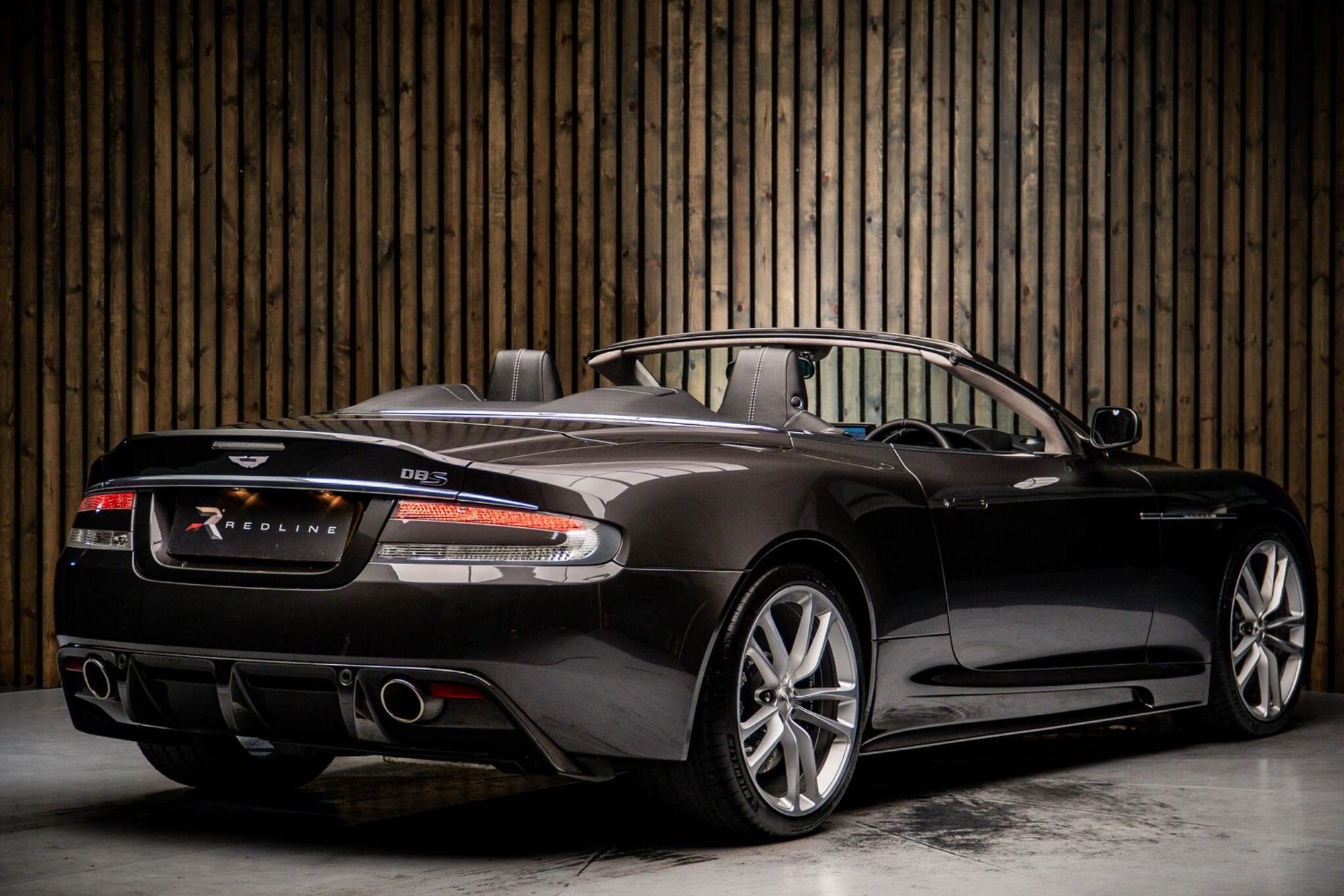 ASTON MARTIN DBS CONVERTIBLE V12 2dr Volante Touchtronic Auto for sale UK - Slide 4