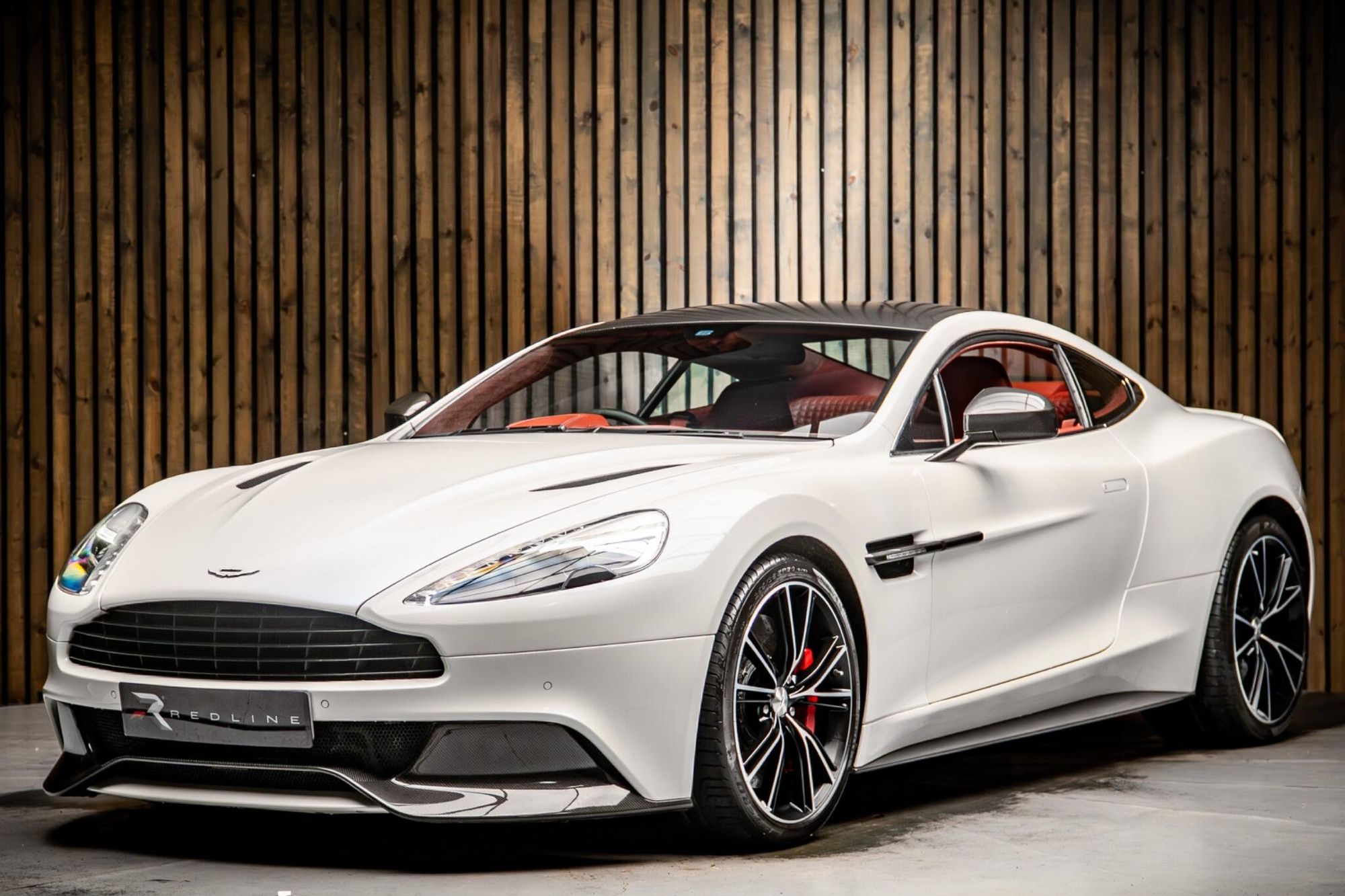 ASTON MARTIN VANQUISH COUPE V12 2+0 2dr Touchtronic Auto for sale UK - Slide 8