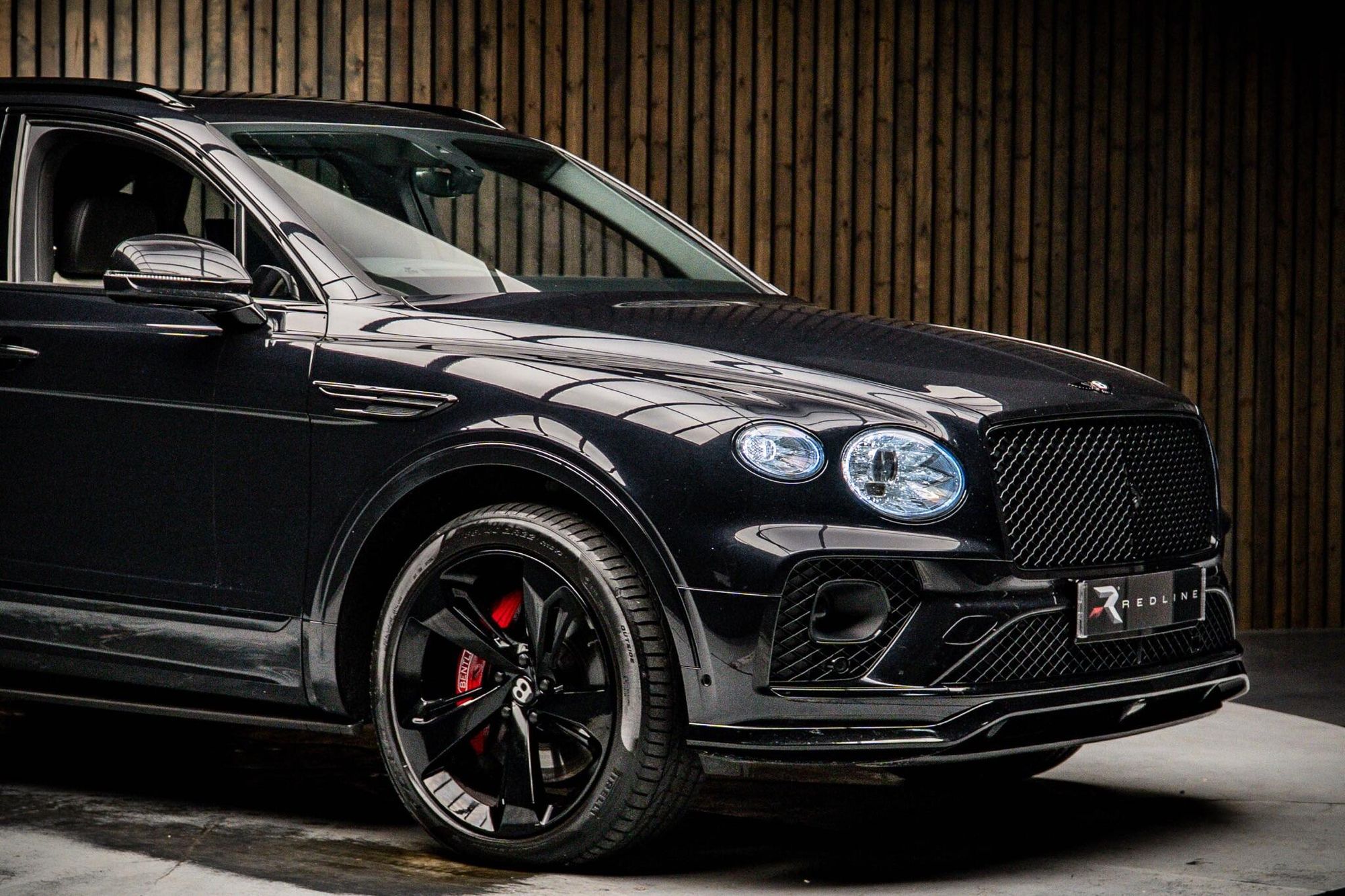 BENTLEY BENTAYGA ESTATE 4.0 V8 5dr Auto for sale UK - Slide 10