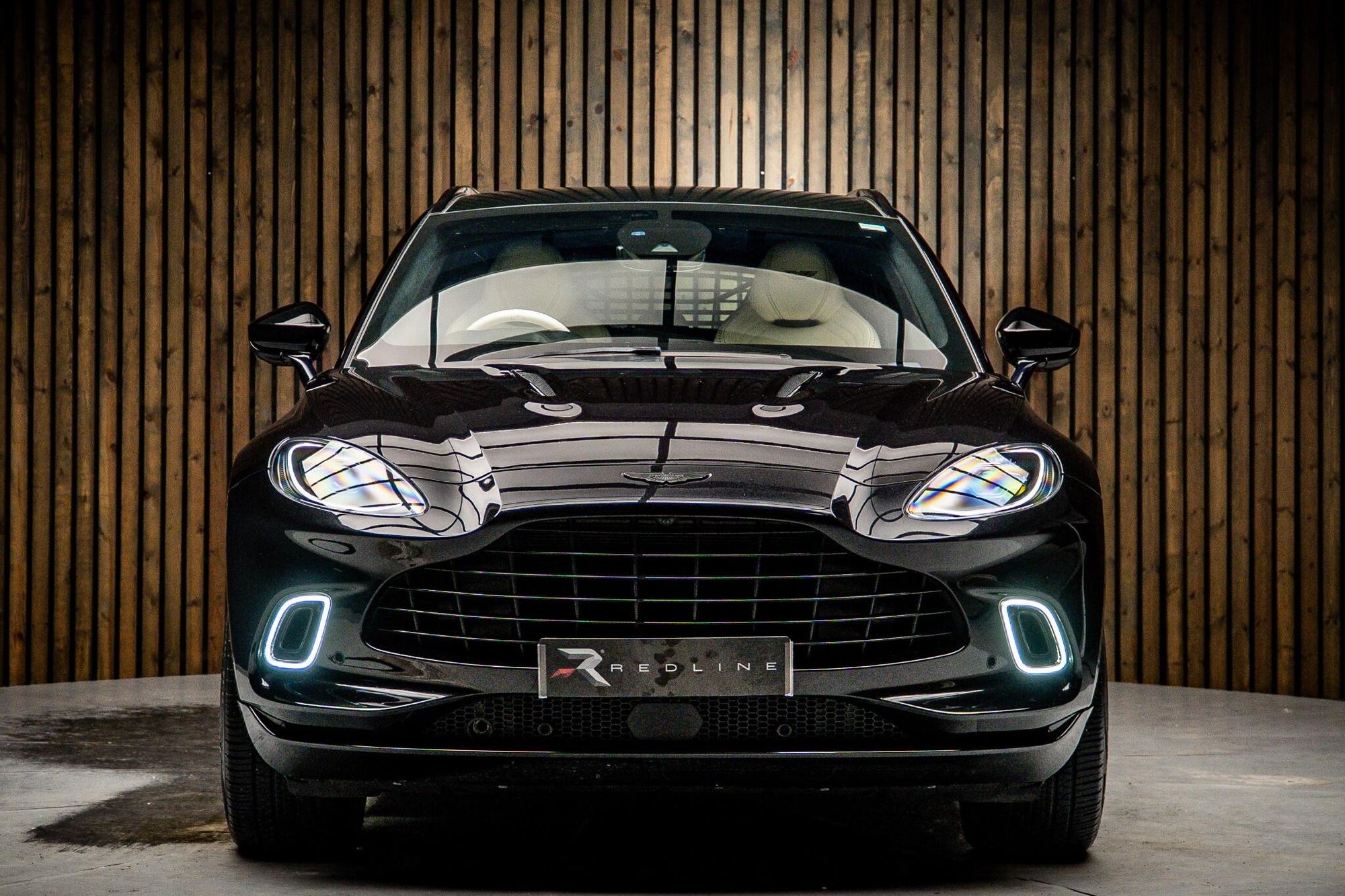 ASTON MARTIN DBX ESTATE V8 DBX707 5dr Touchtronic for sale UK - Slide 5