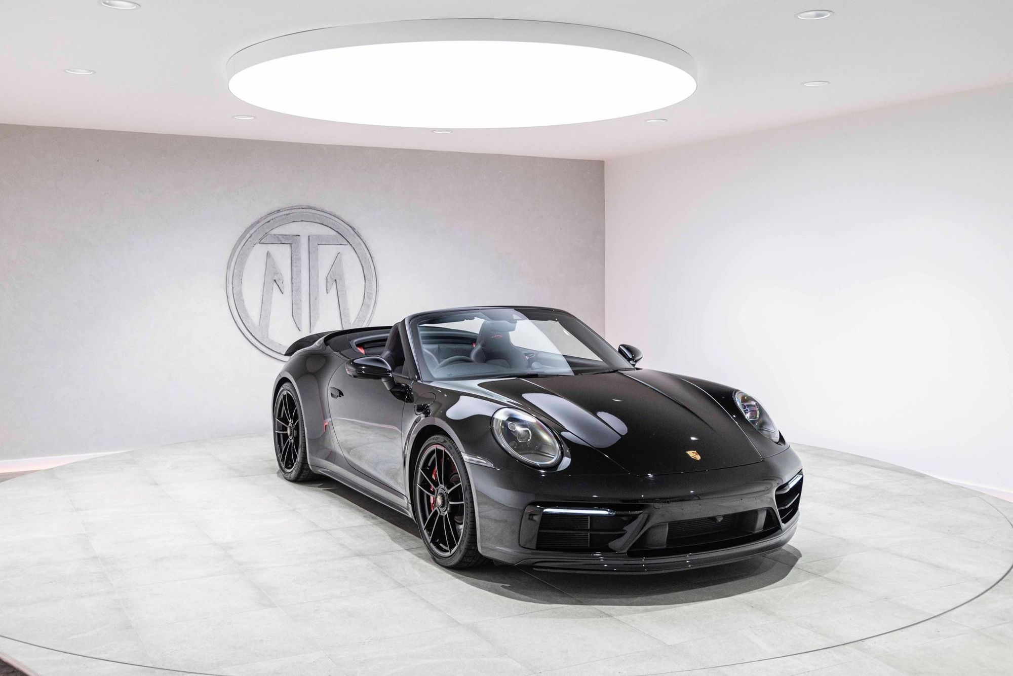 PORSCHE 911 [992] CARRERA 4 CABRIOLET GTS 2dr PDK for sale UK - Slide 5