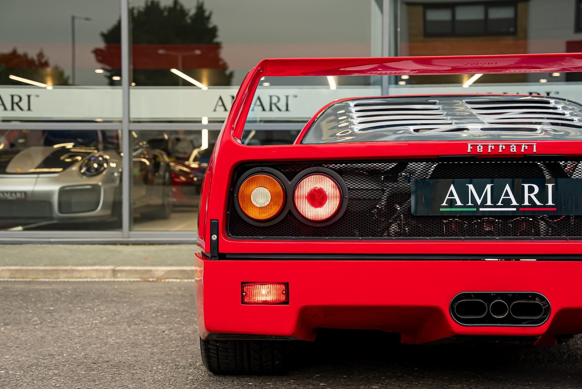 FERRARI F40 COUPE 2dr for sale UK - Slide 10