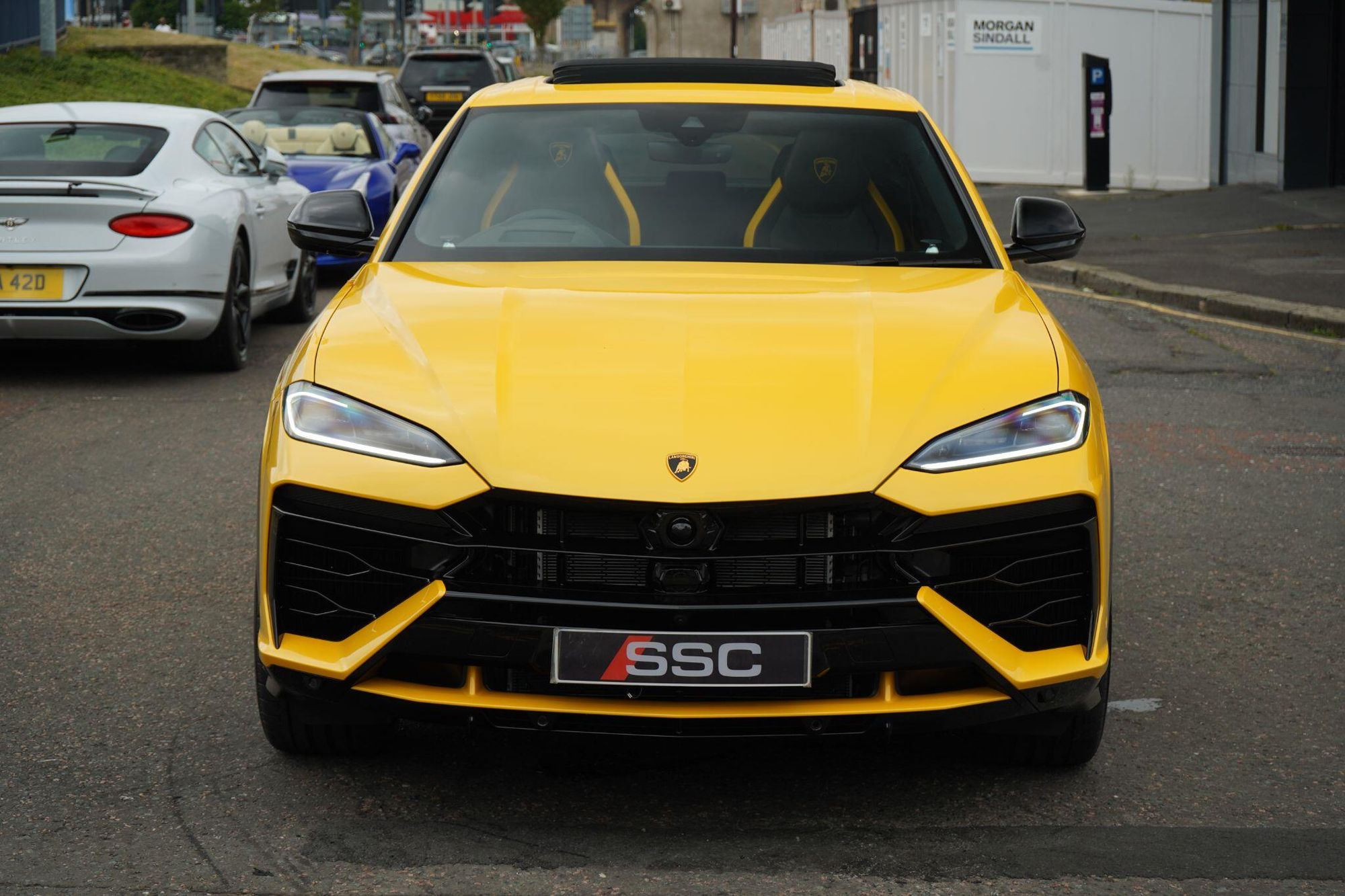 LAMBORGHINI URUS ESTATE 4.0T V8 800 PHEV SE 5dr Auto for sale UK - Slide 7