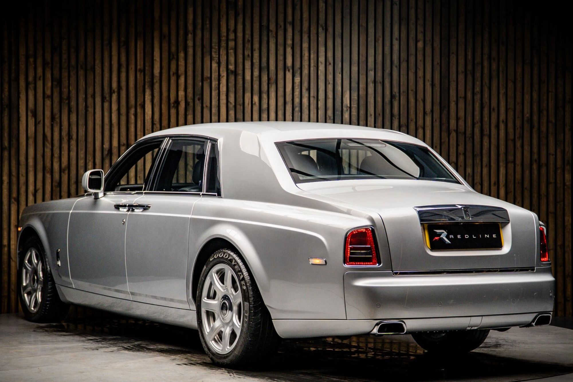 Rolls-Royce Phantom II Saloon 6.7 4 Door Auto for sale UK - Slide 3