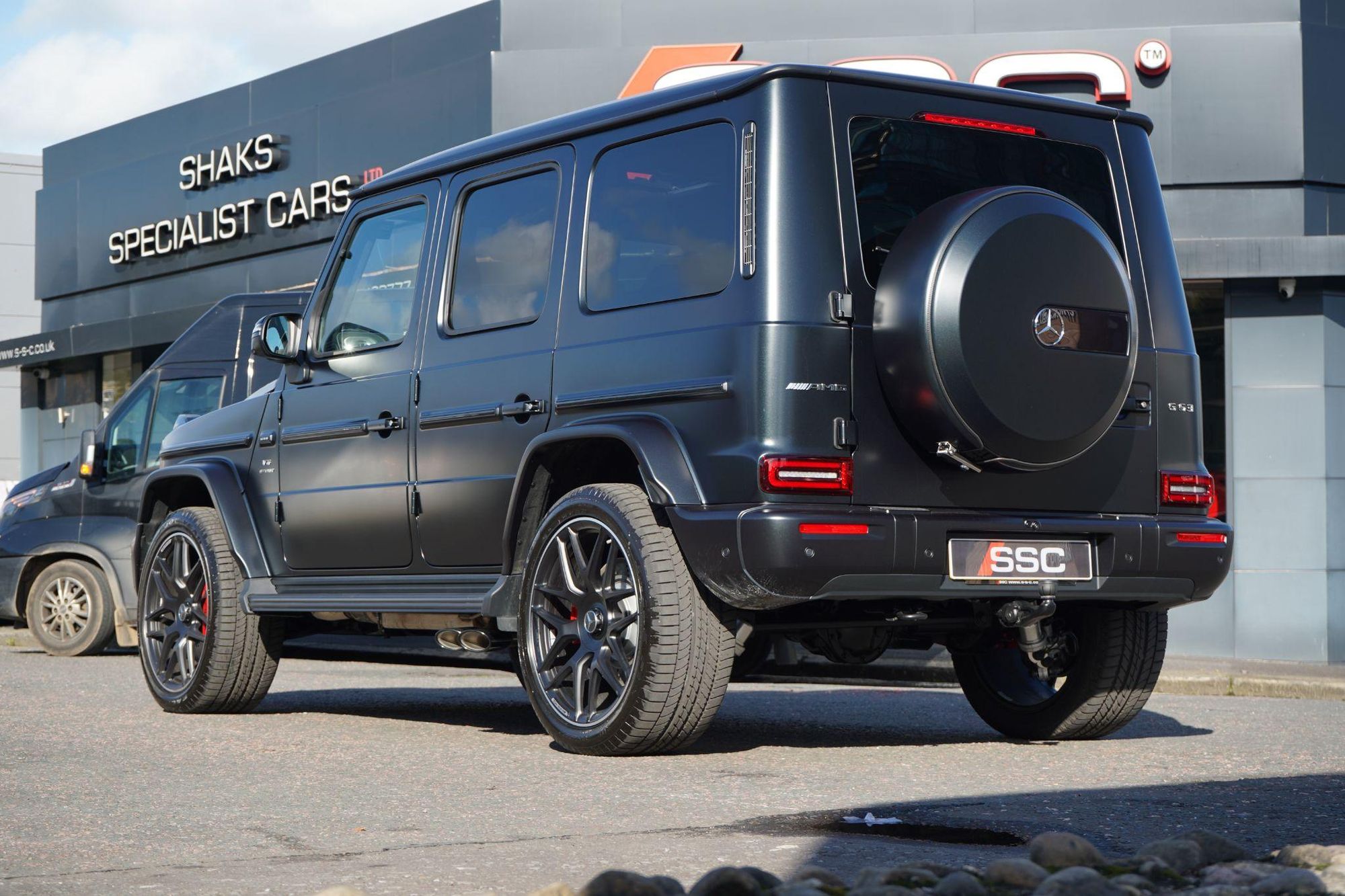 MERCEDES-BENZ G CLASS AMG STATION WAGON SPECIAL EDITIONS G63 Magno Edition 5dr 9G-Tronic for sale UK - Slide 2