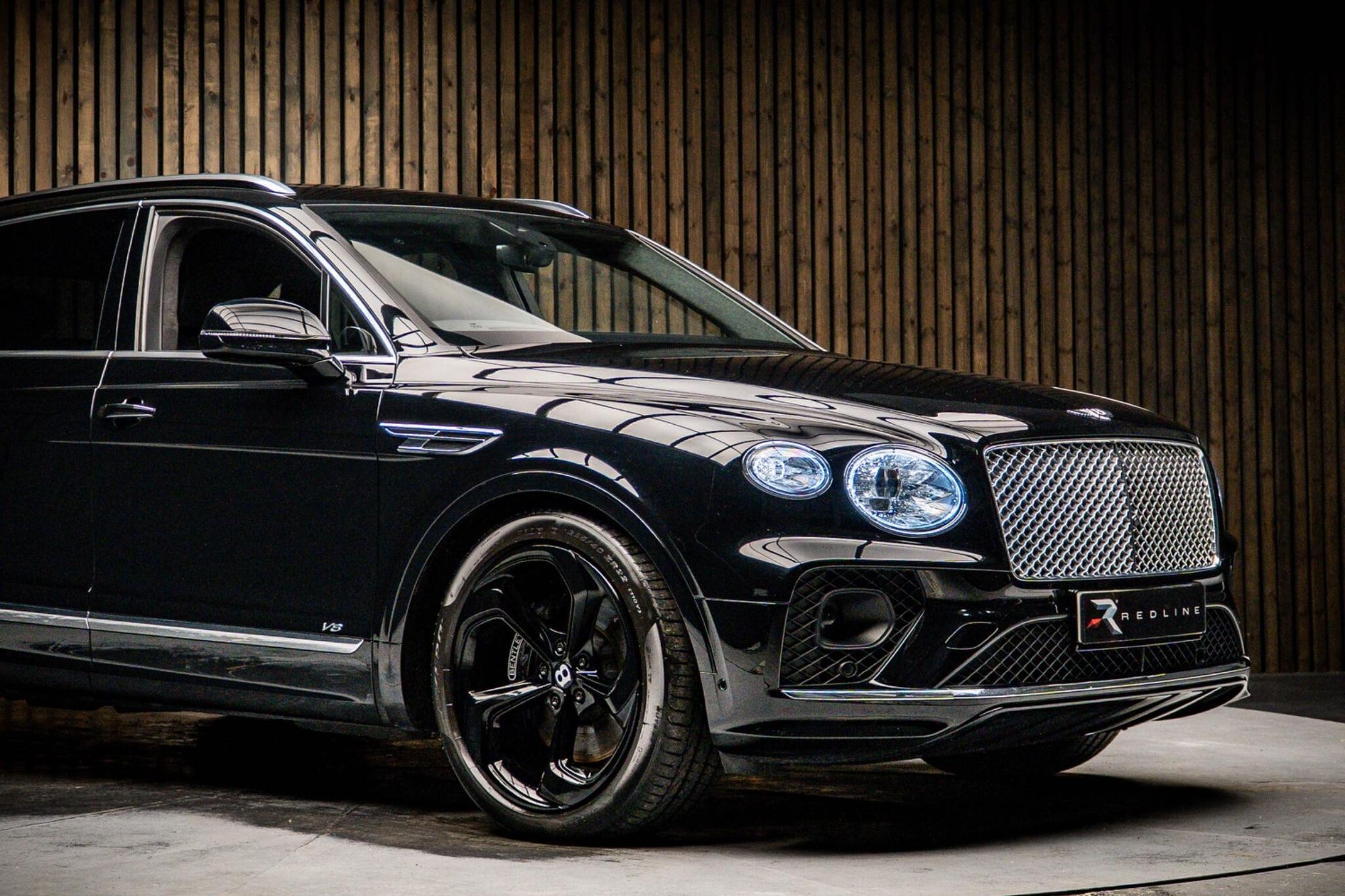 BENTLEY BENTAYGA ESTATE 4.0 V8 5dr Auto for sale UK - Slide 10