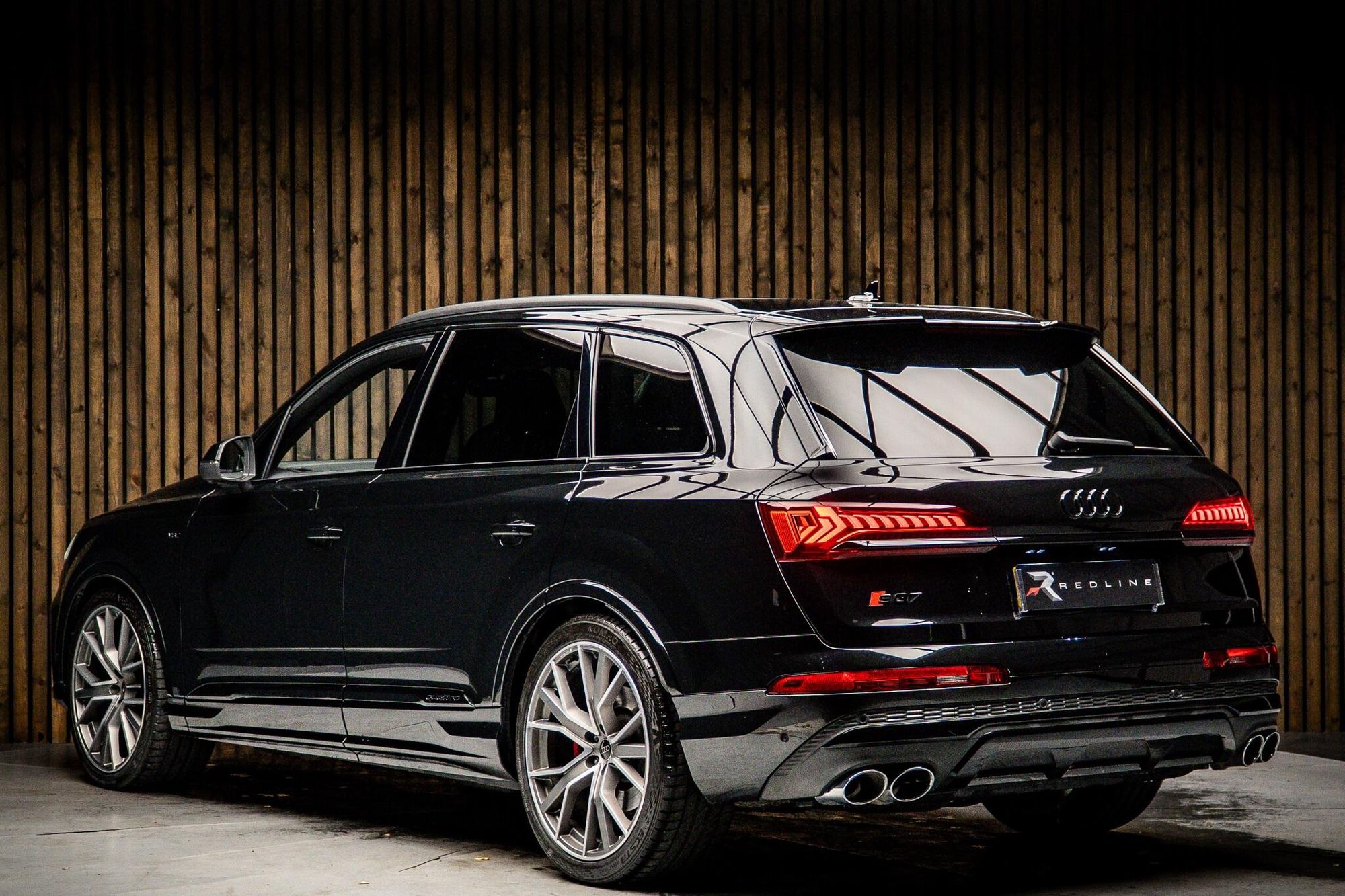 AUDI Q7 ESTATE SQ7 TFSI Quattro Vorsprung 5dr Tiptronic for sale UK - Slide 3