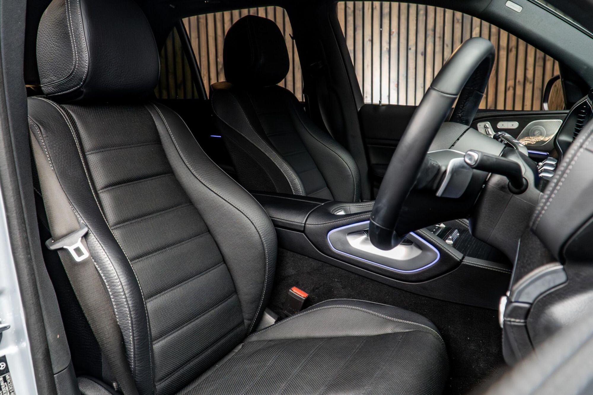 MERCEDES-BENZ GLE DIESEL ESTATE GLE 450d 4Matic AMG Line 5dr 9G-Tronic [7 Seat] for sale UK - Slide 2