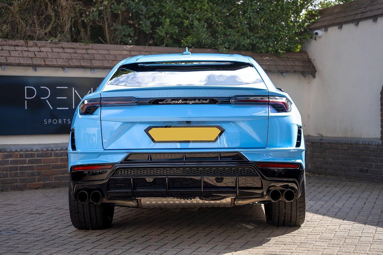 LAMBORGHINI URUS ESTATE 4.0T FSI V8 S 5dr Auto for sale UK - Slide 6