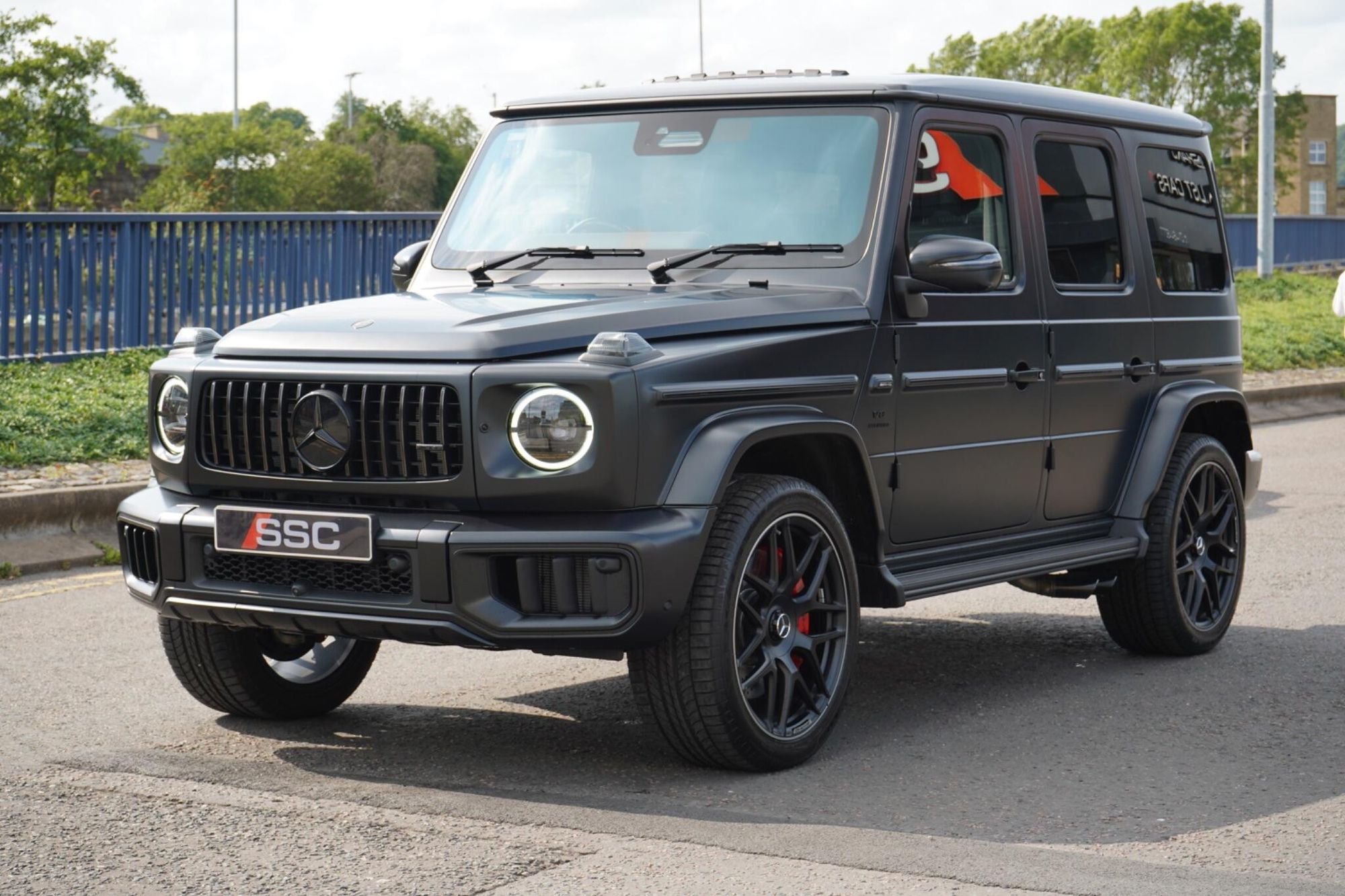 MERCEDES-BENZ G CLASS AMG STATION WAGON SPECIAL EDITIONS G63 Magno Edition 5dr 9G-Tronic for sale UK - Slide 8