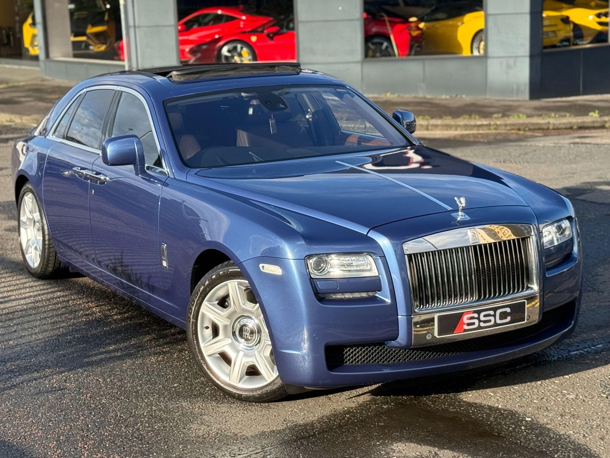 ROLLS-ROYCE GHOST SALOON 4dr Auto for sale UK - Slide 4