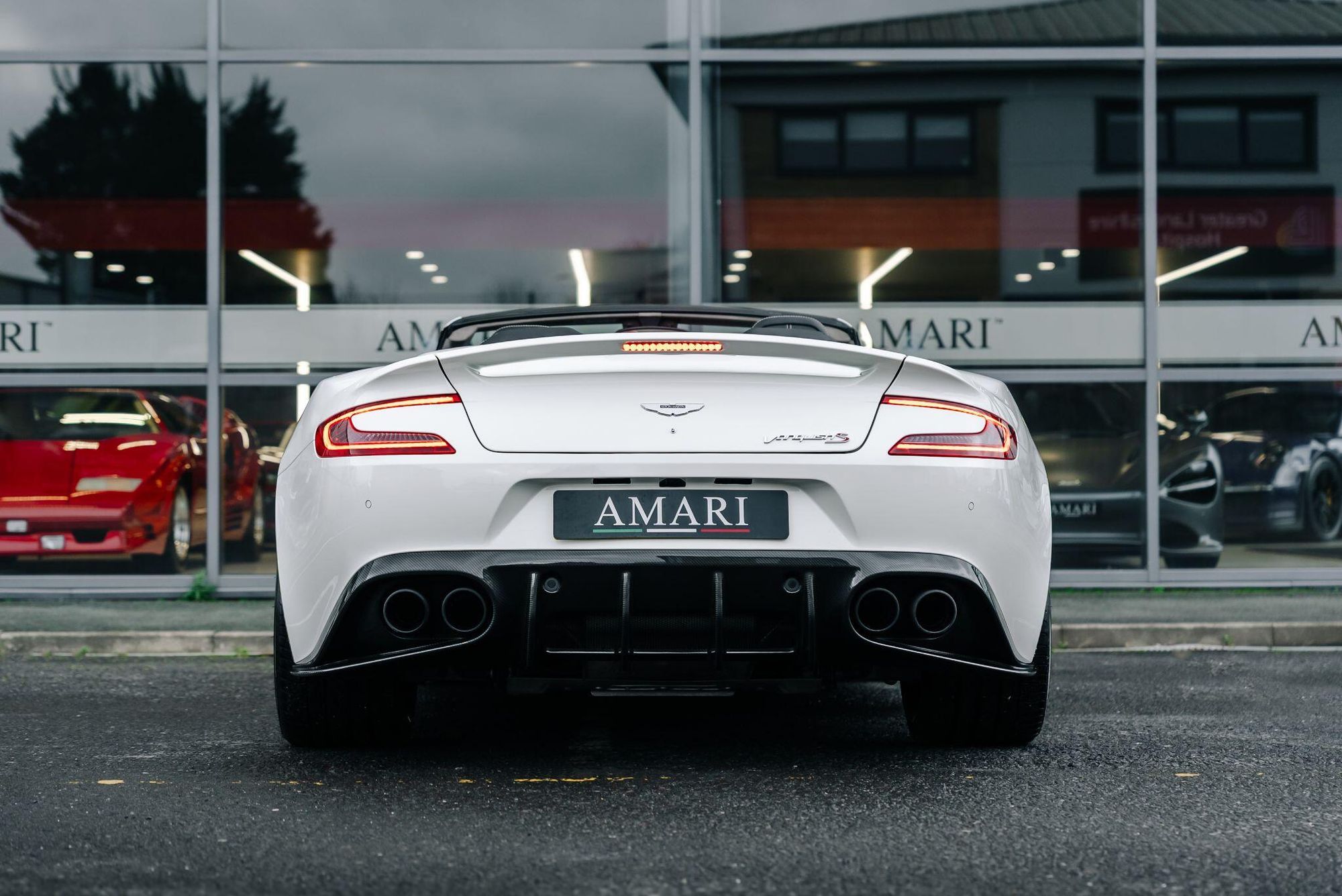 ASTON MARTIN VANQUISH CONVERTIBLE V12 [595] S 2dr Volante Touchtronic Auto for sale UK - Slide 7