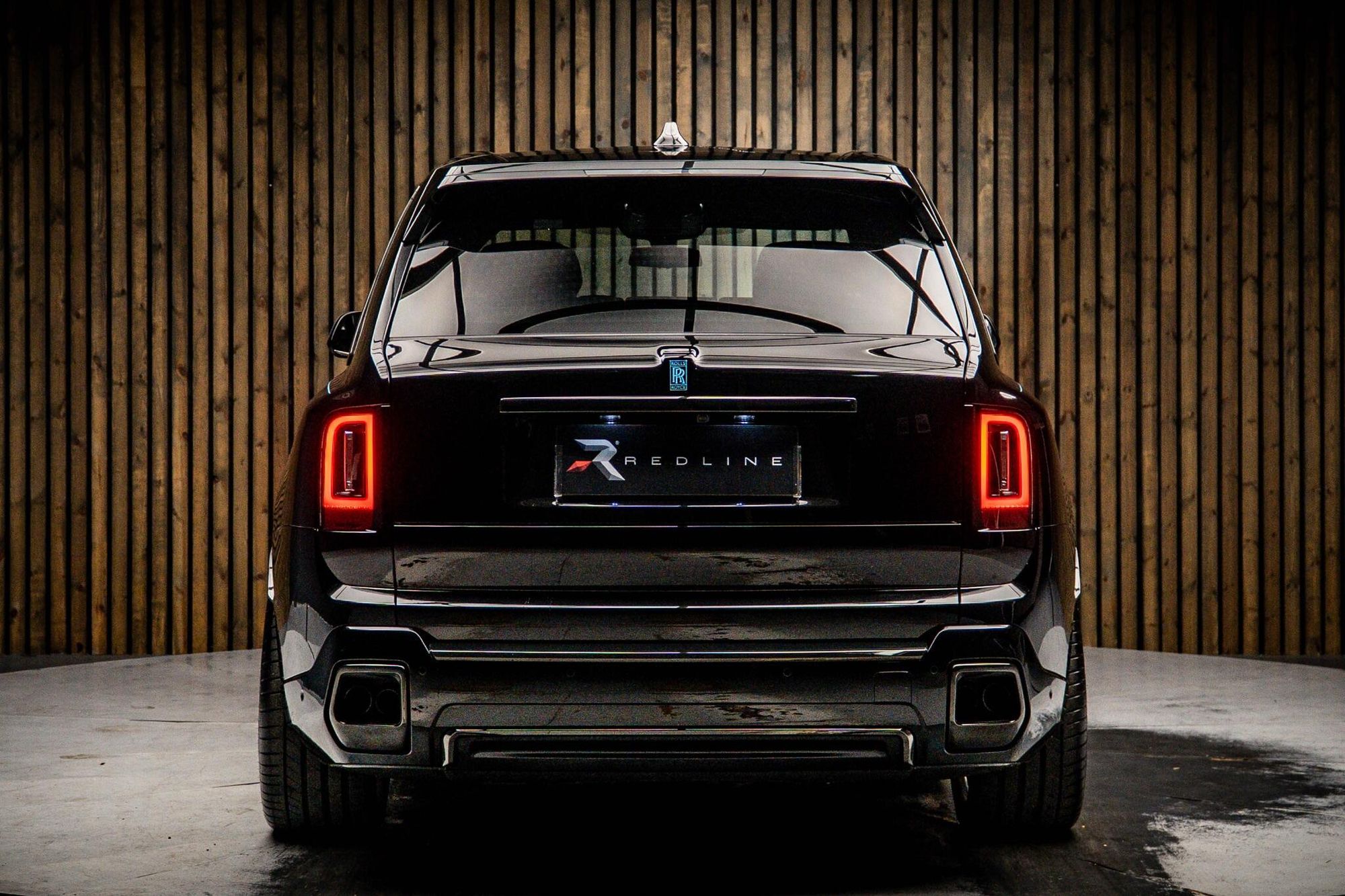 ROLLS-ROYCE CULLINAN ESTATE II Black Badge 5dr Auto for sale UK - Slide 6