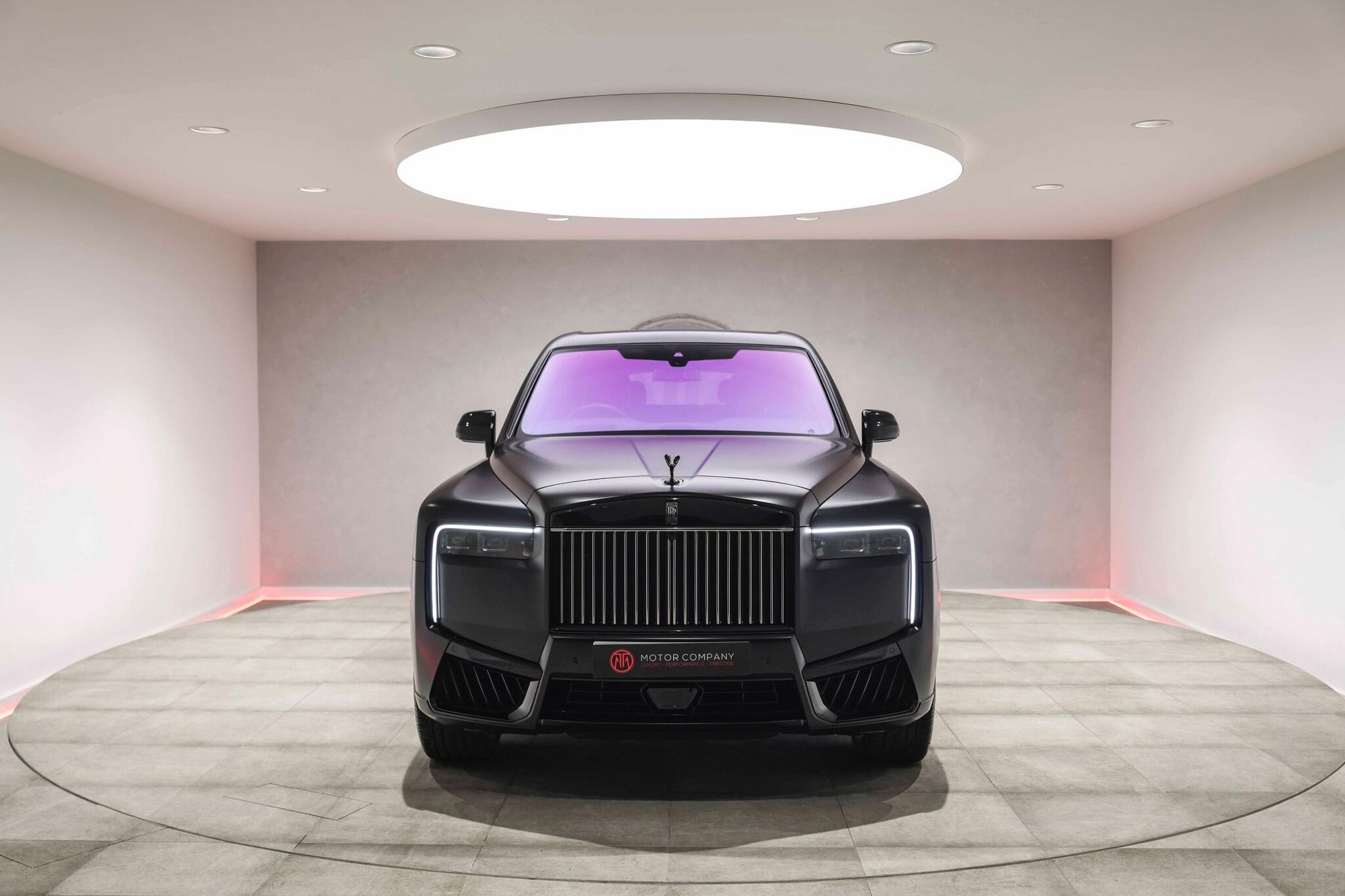 ROLLS-ROYCE CULLINAN ESTATE II Black Badge 5dr Auto for sale UK - Slide 6