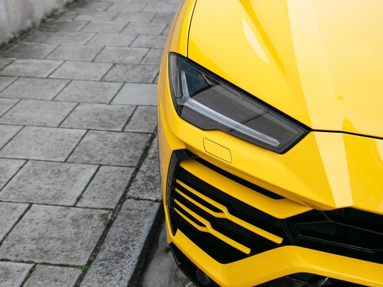 LAMBORGHINI URUS ESTATE 4.0T FSI V8 5dr Auto for sale UK - Slide 7