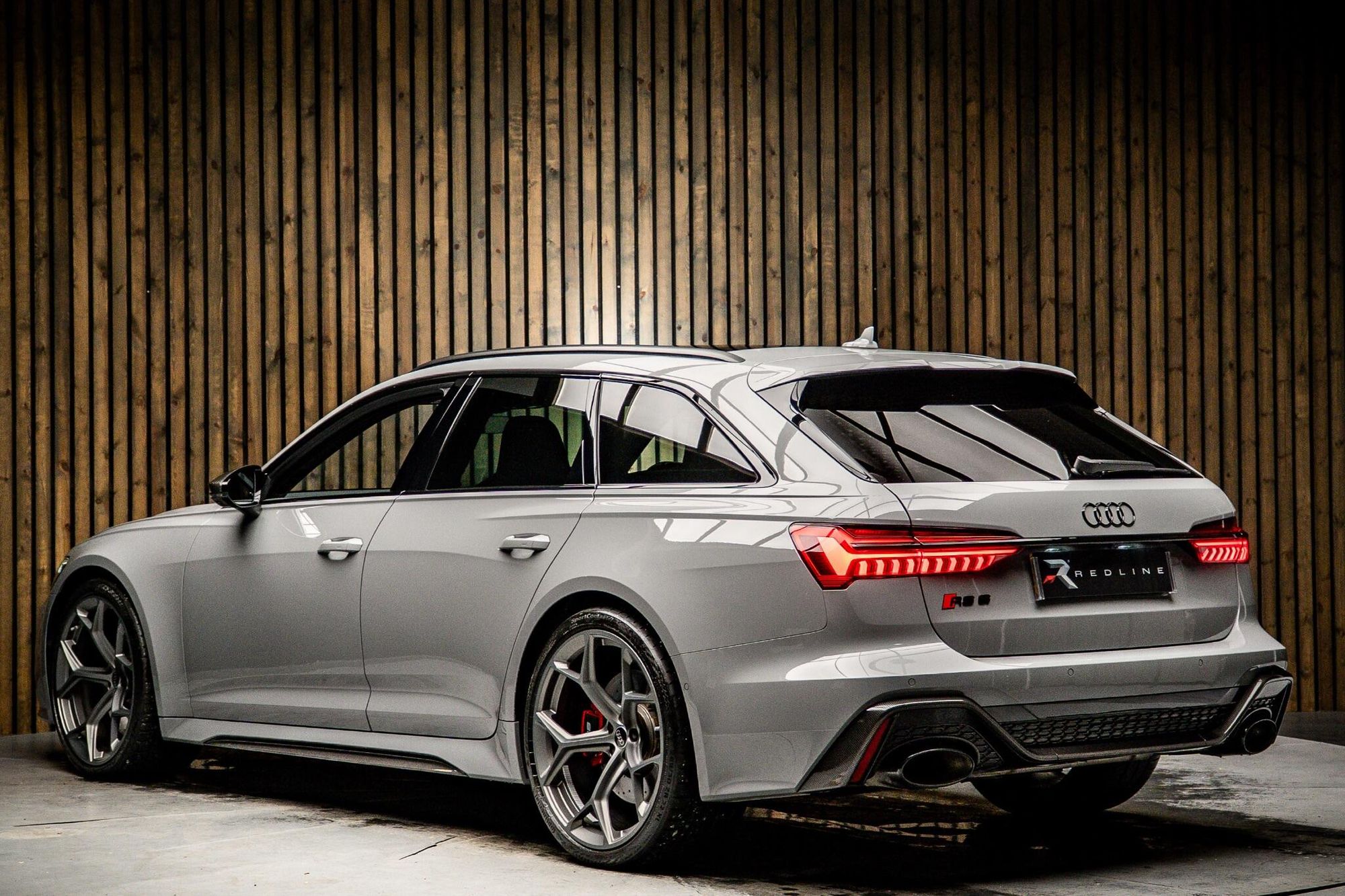 AUDI RS6 RS 6 AVANT RS 6 TFSI Quattro Performance 5dr Tiptronic for sale UK - Slide 3