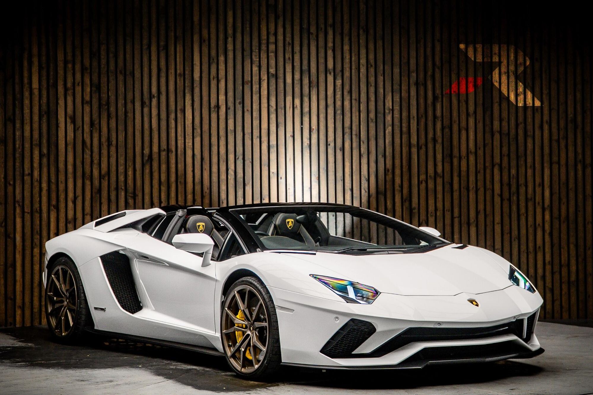 LAMBORGHINI AVENTADOR ROADSTER LP 740-4 S 2dr ISR for sale UK