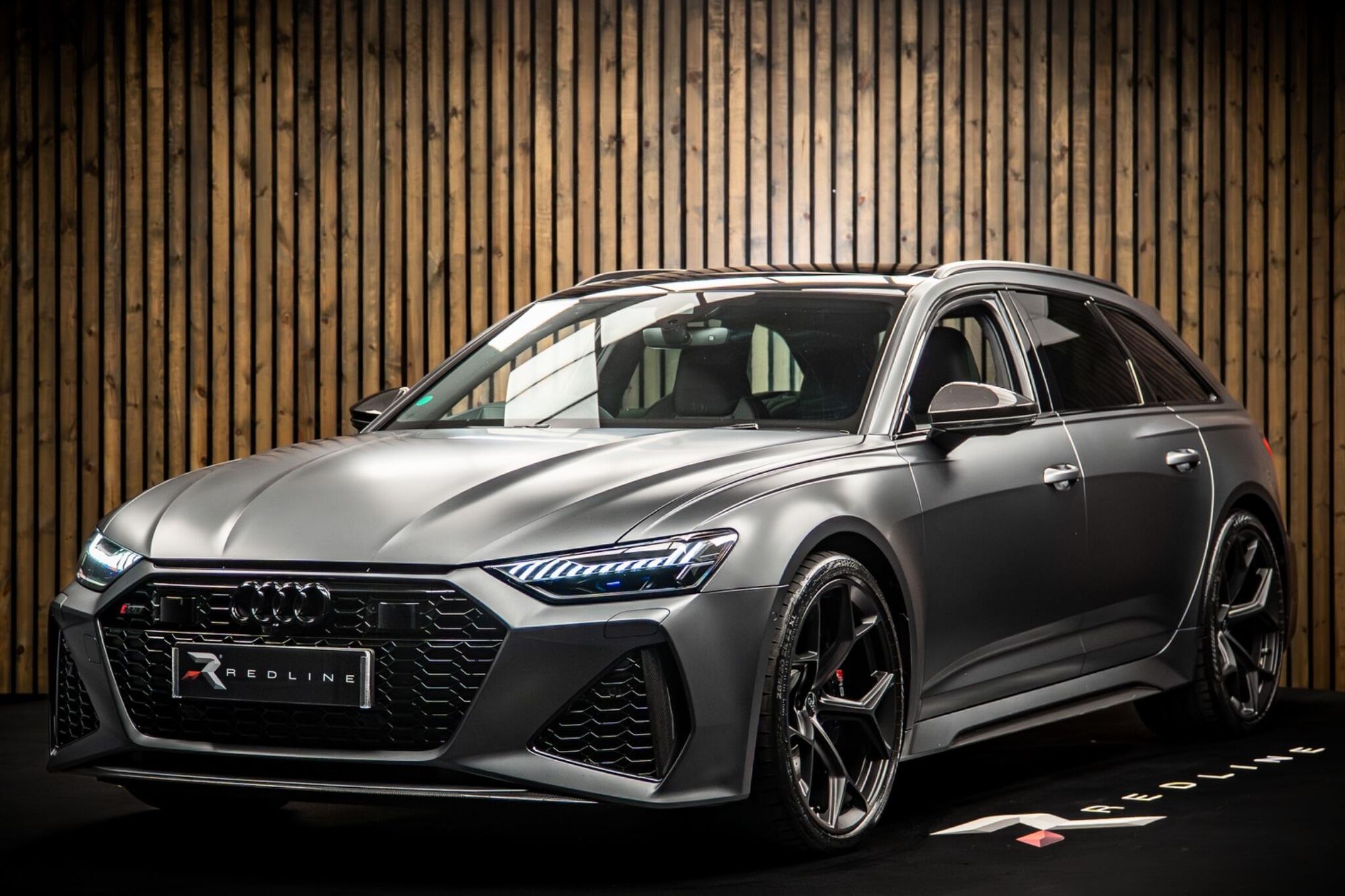 AUDI RS6 RS 6 AVANT RS 6 TFSI Quattro Performance 5dr Tiptronic for sale UK - Slide 8