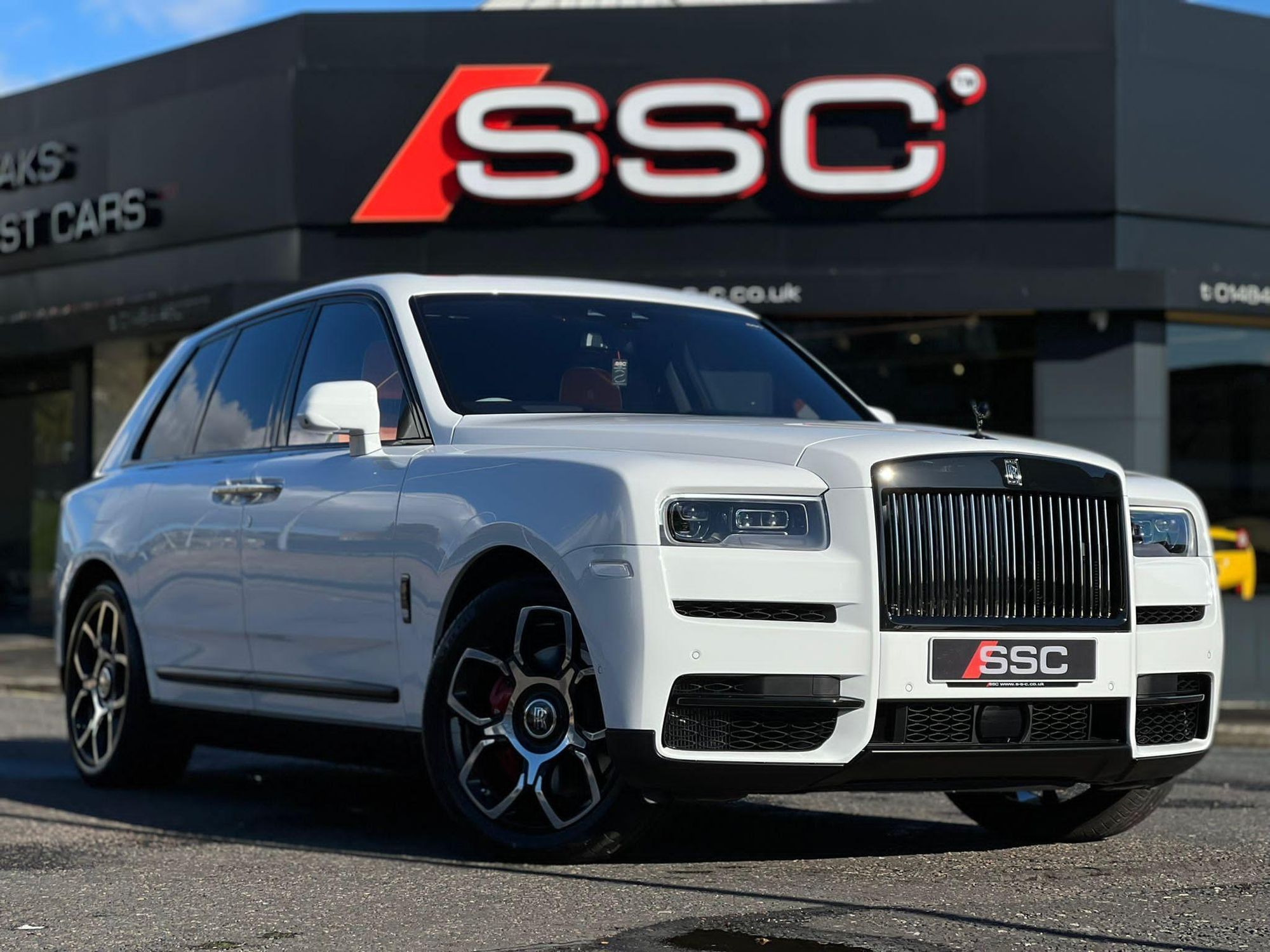 ROLLS-ROYCE CULLINAN ESTATE Black Badge 5dr Auto for sale UK
