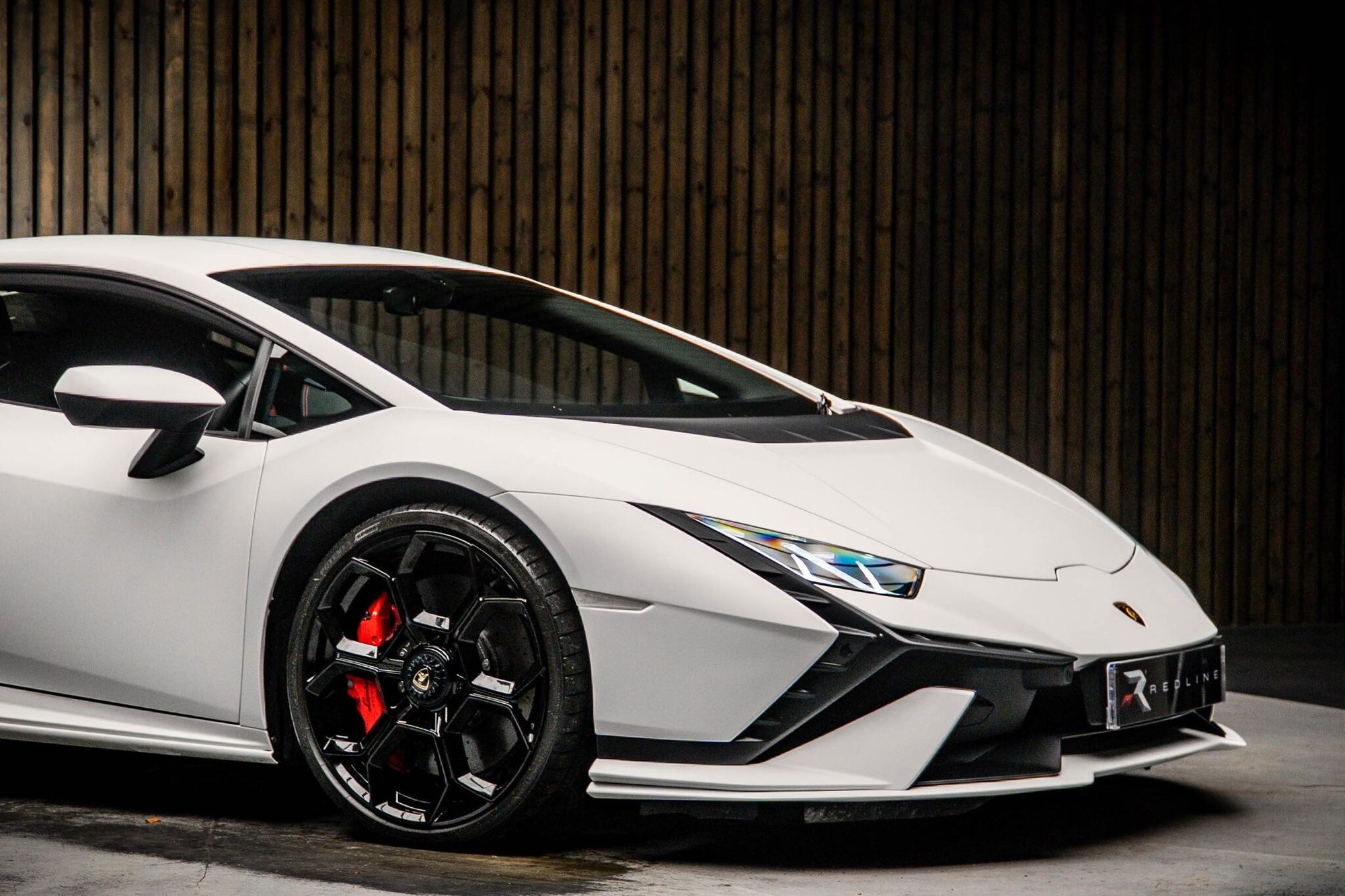 LAMBORGHINI HURACAN EVO COUPE 5.2 V10 640 Tecnica 2dr Auto for sale UK - Slide 10