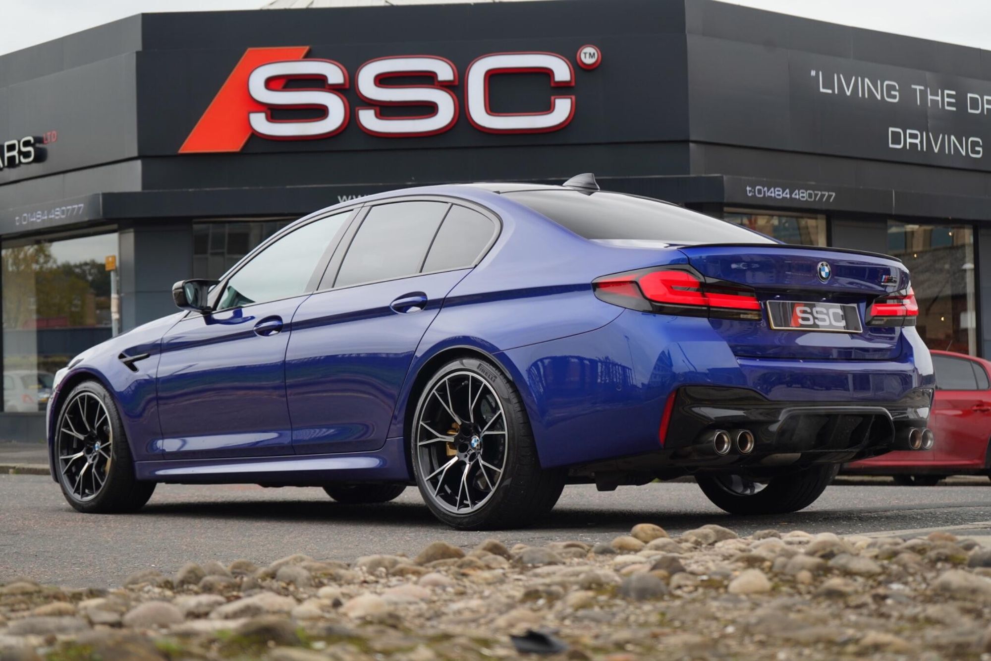 BMW M5 SALOON M5 Competition 4dr DCT for sale UK - Slide 2