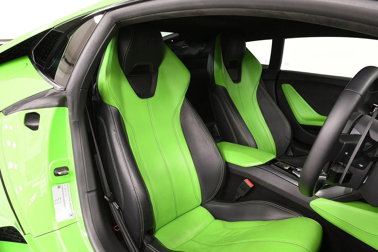 LAMBORGHINI HURACAN COUPE LP 610-4 2dr LDF for sale UK - Slide 8