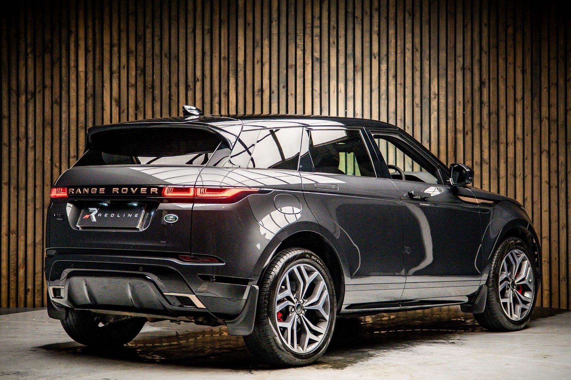 LAND ROVER RANGE ROVER EVOQUE HATCHBACK 1.5 P300e Autobiography 5dr Auto for sale UK - Slide 4