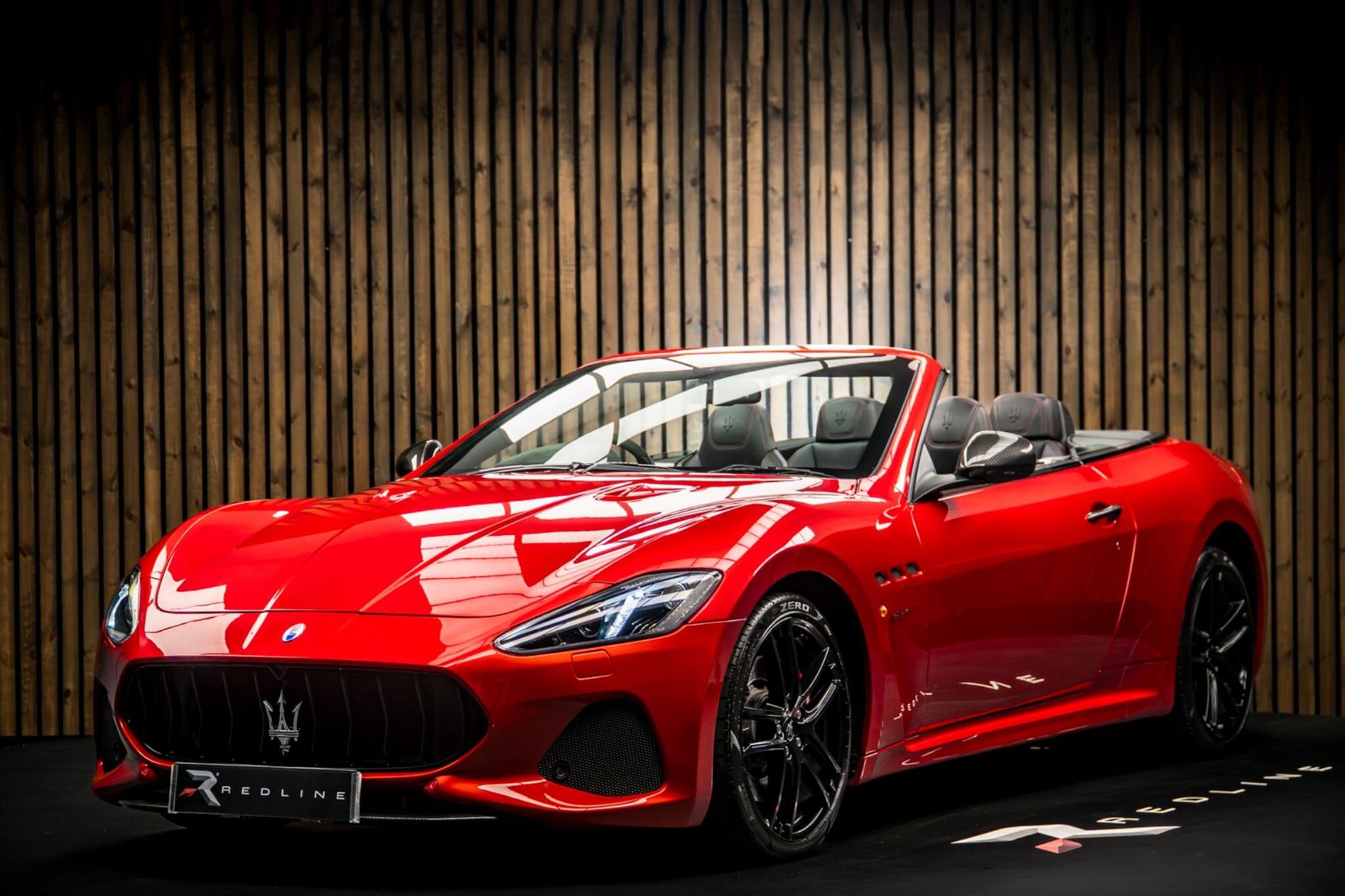 MASERATI GRANCABRIO CONVERTIBLE V8 MC 2dr MC Shift for sale UK - Slide 8