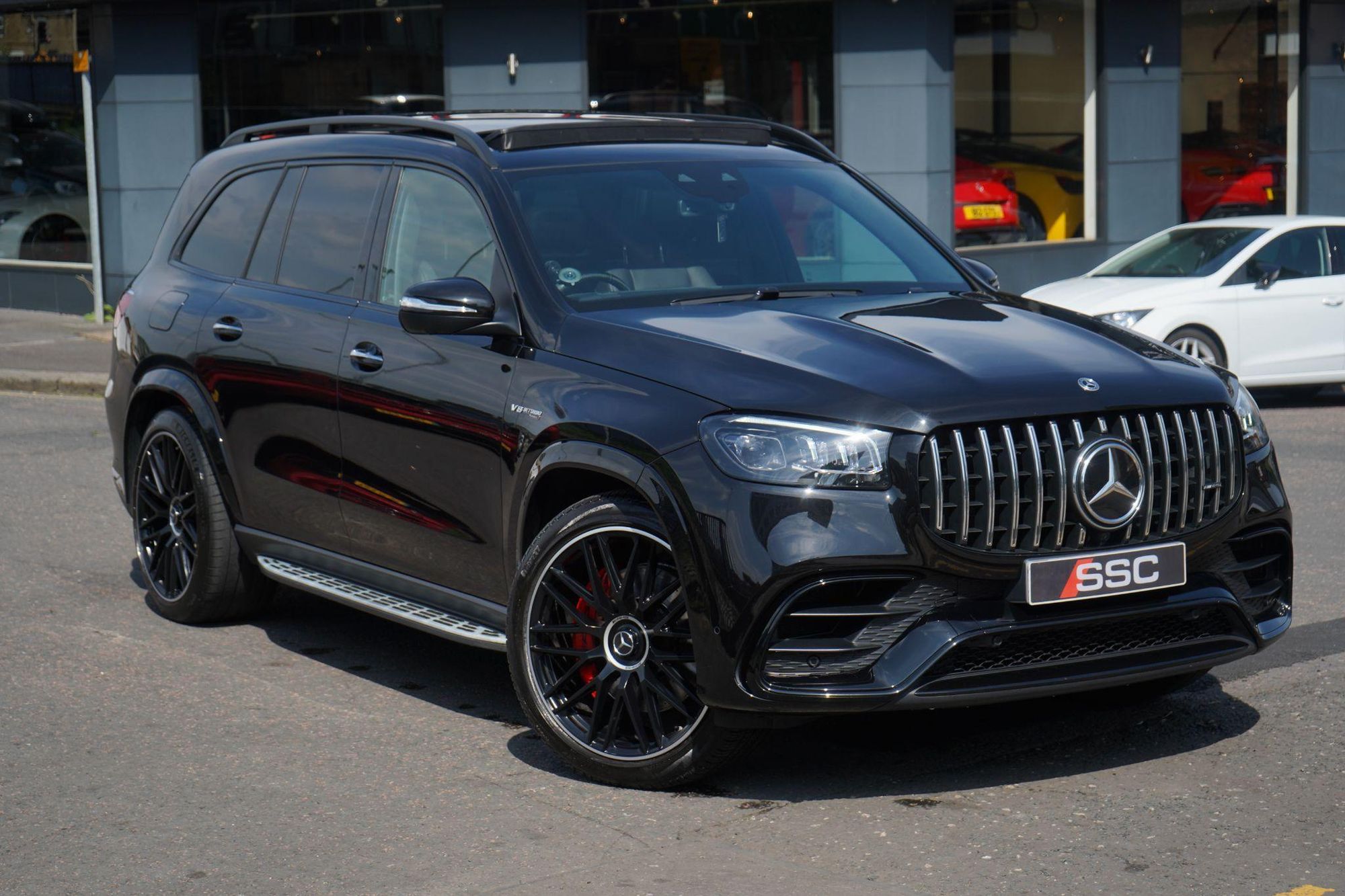 MERCEDES-BENZ GLS AMG ESTATE GLS 63 4Matic+ Night Edition Executive 5dr TCT for sale UK - Slide 4