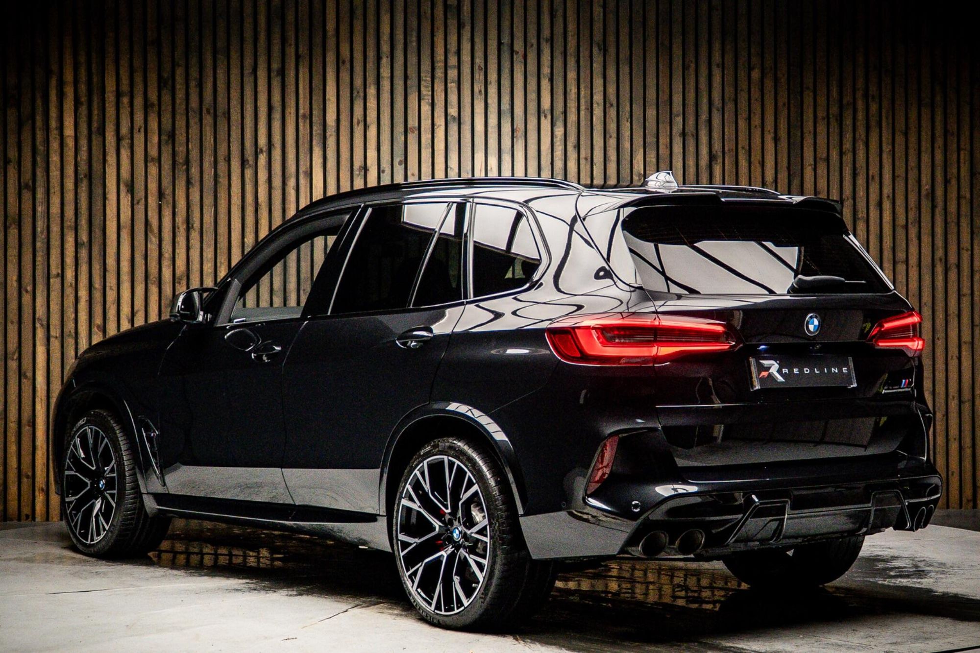 BMW X5 M ESTATE xDrive X5 M Competition 5dr Step Auto for sale UK - Slide 3