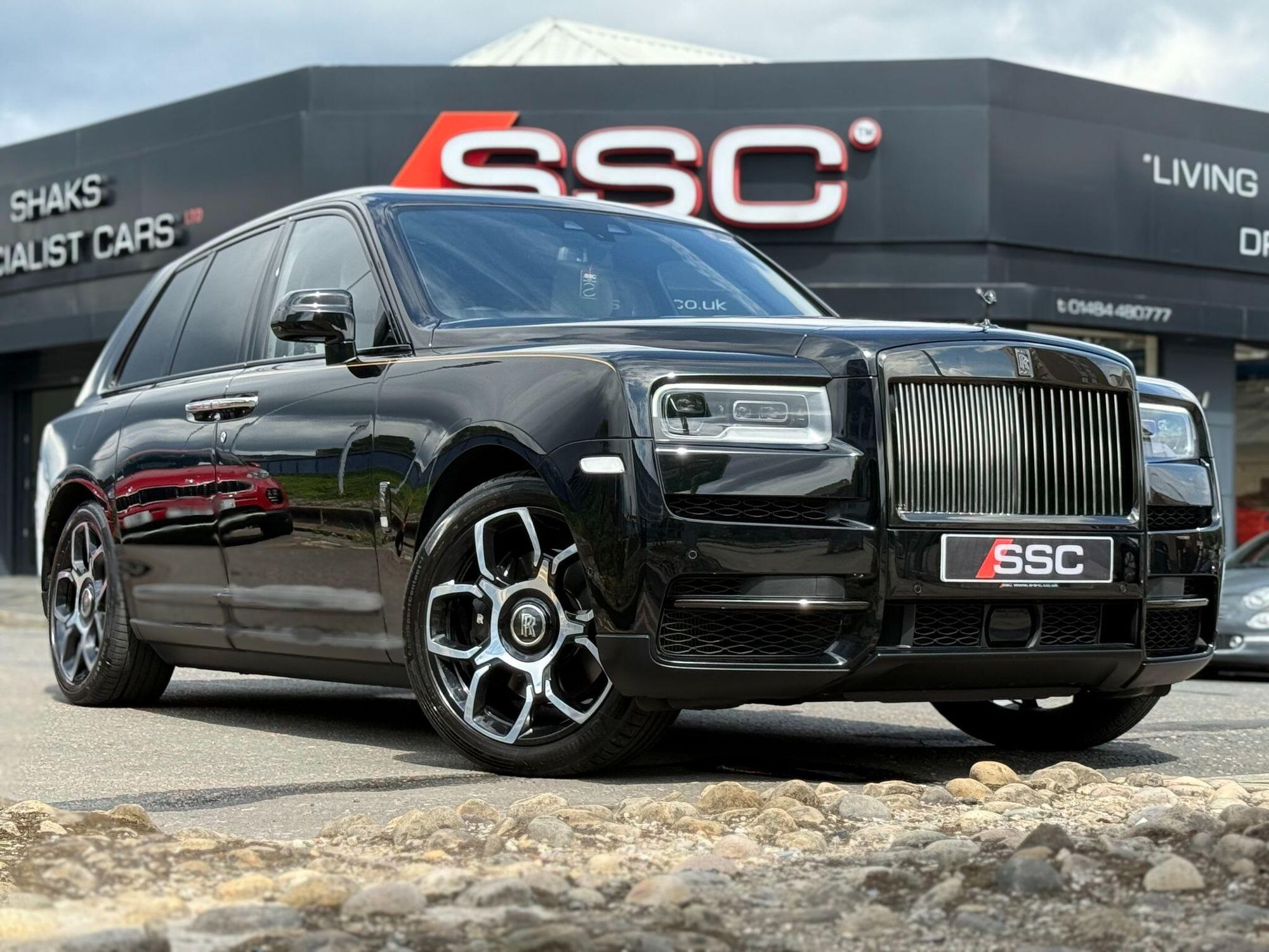 ROLLS-ROYCE CULLINAN ESTATE Black Badge 5dr Auto for sale UK