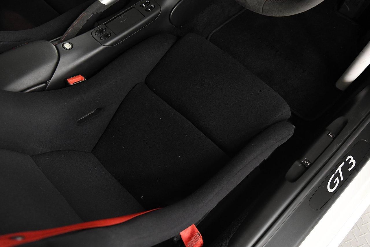 PORSCHE 911 [996] CARRERA GT COUPE GT3 RS 2dr for sale UK - Slide 10