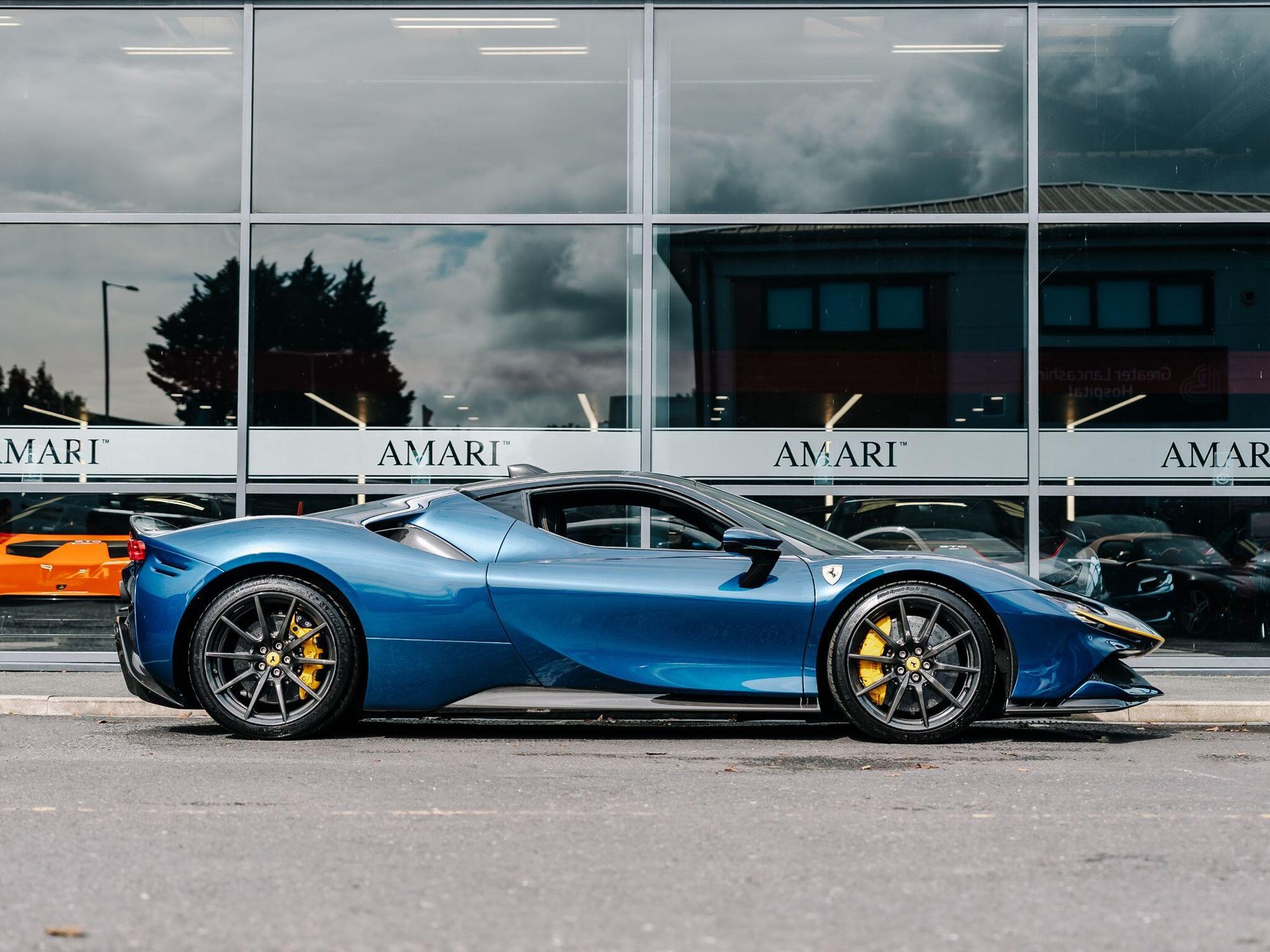 FERRARI SF90 STRADALE 2dr Auto for sale UK - Slide 2