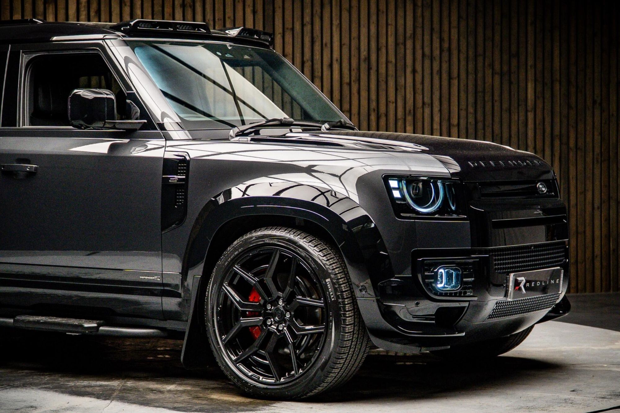 LAND ROVER DEFENDER ESTATE 5.0 P425 X 110 5dr Auto for sale UK - Slide 10