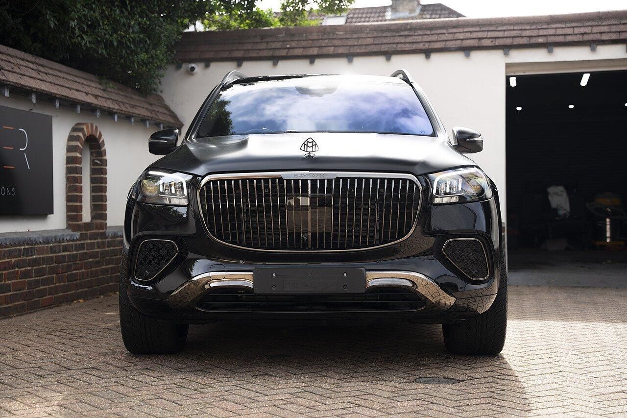 Mercedes-Benz GLS 600 4.0 Maybach First Class Night Series 9G-Tronic 4Matic 5 Door Auto for sale UK - Slide 2