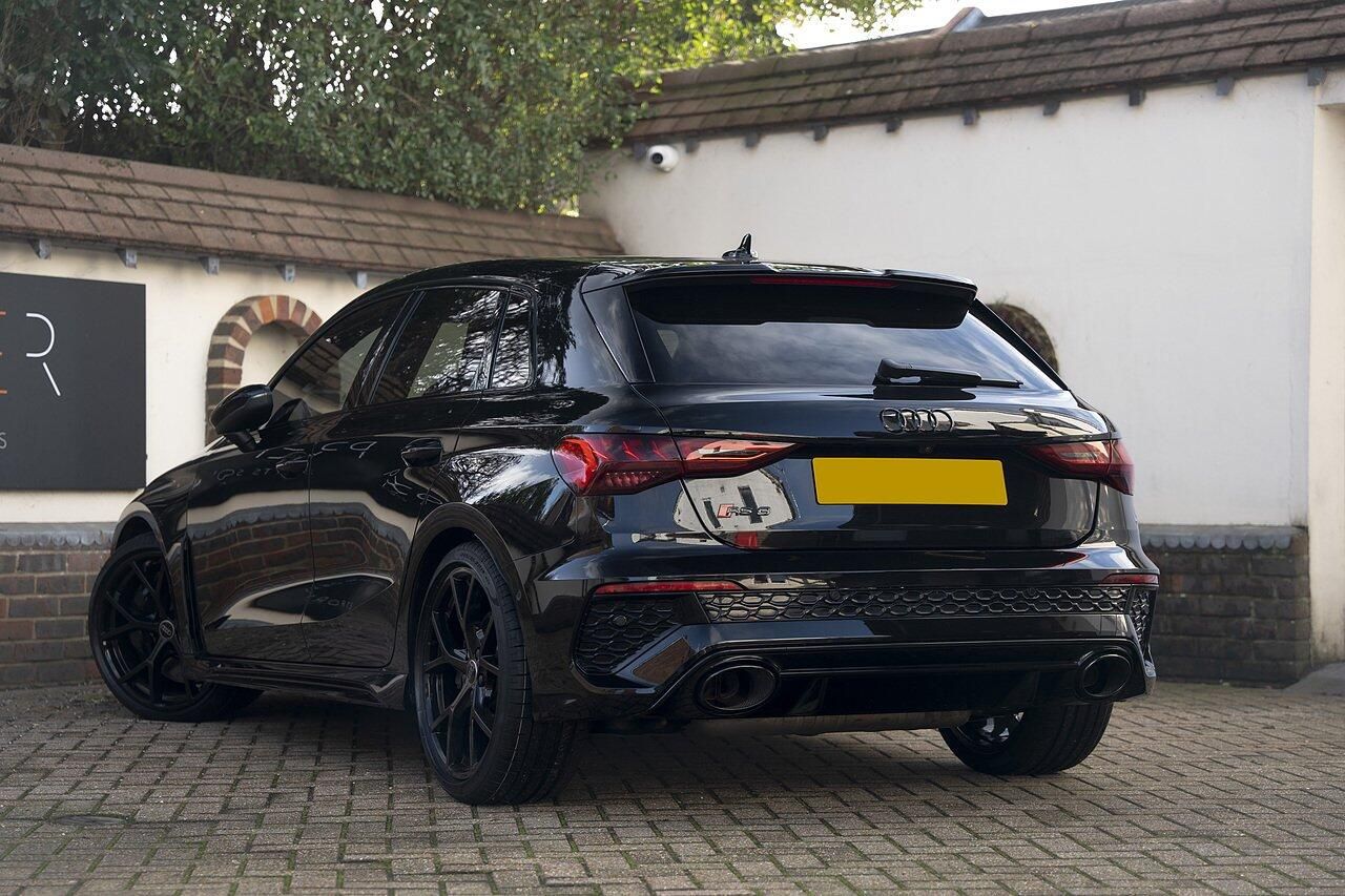 AUDI RS3 RS 3 SPORTBACK RS 3 TFSI Quattro Vorsprung 5dr S Tronic for sale UK - Slide 7