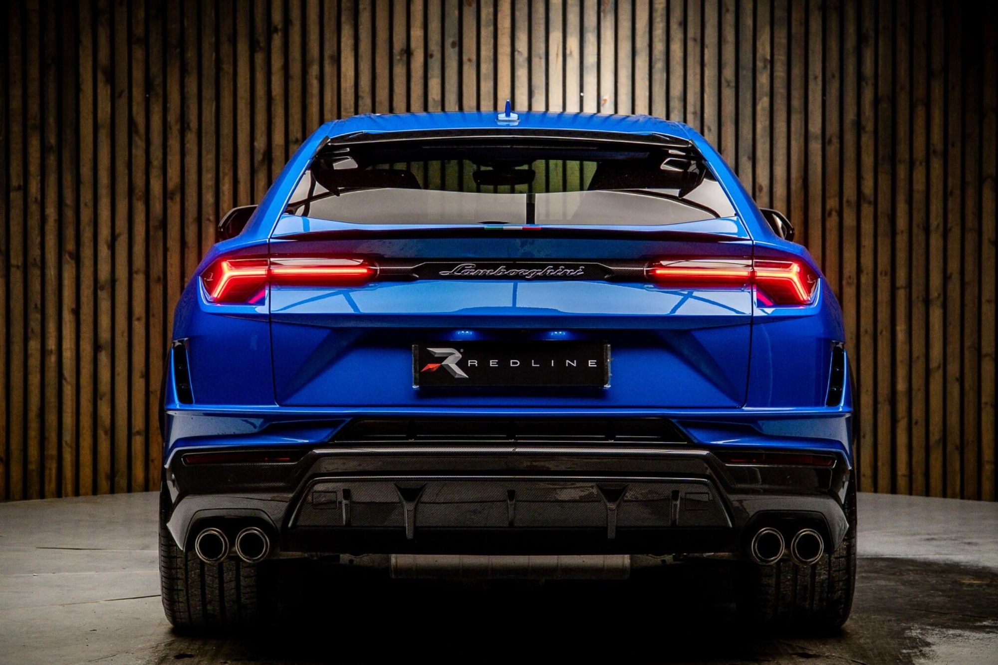 LAMBORGHINI URUS ESTATE 4.0T FSI V8 Performante 5dr Auto for sale UK - Slide 6