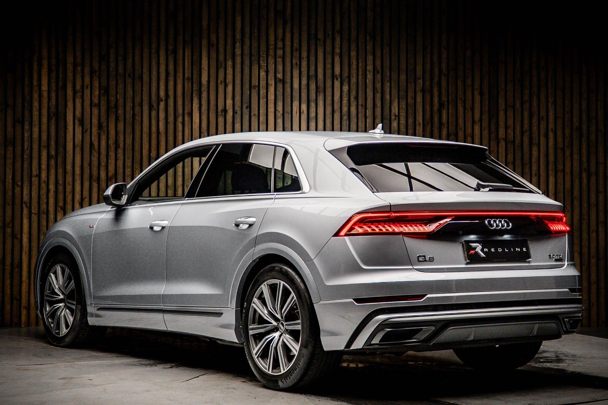 AUDI Q8 DIESEL ESTATE 50 TDI Quattro S Line 5dr Tiptronic [Leather] for sale UK - Slide 3