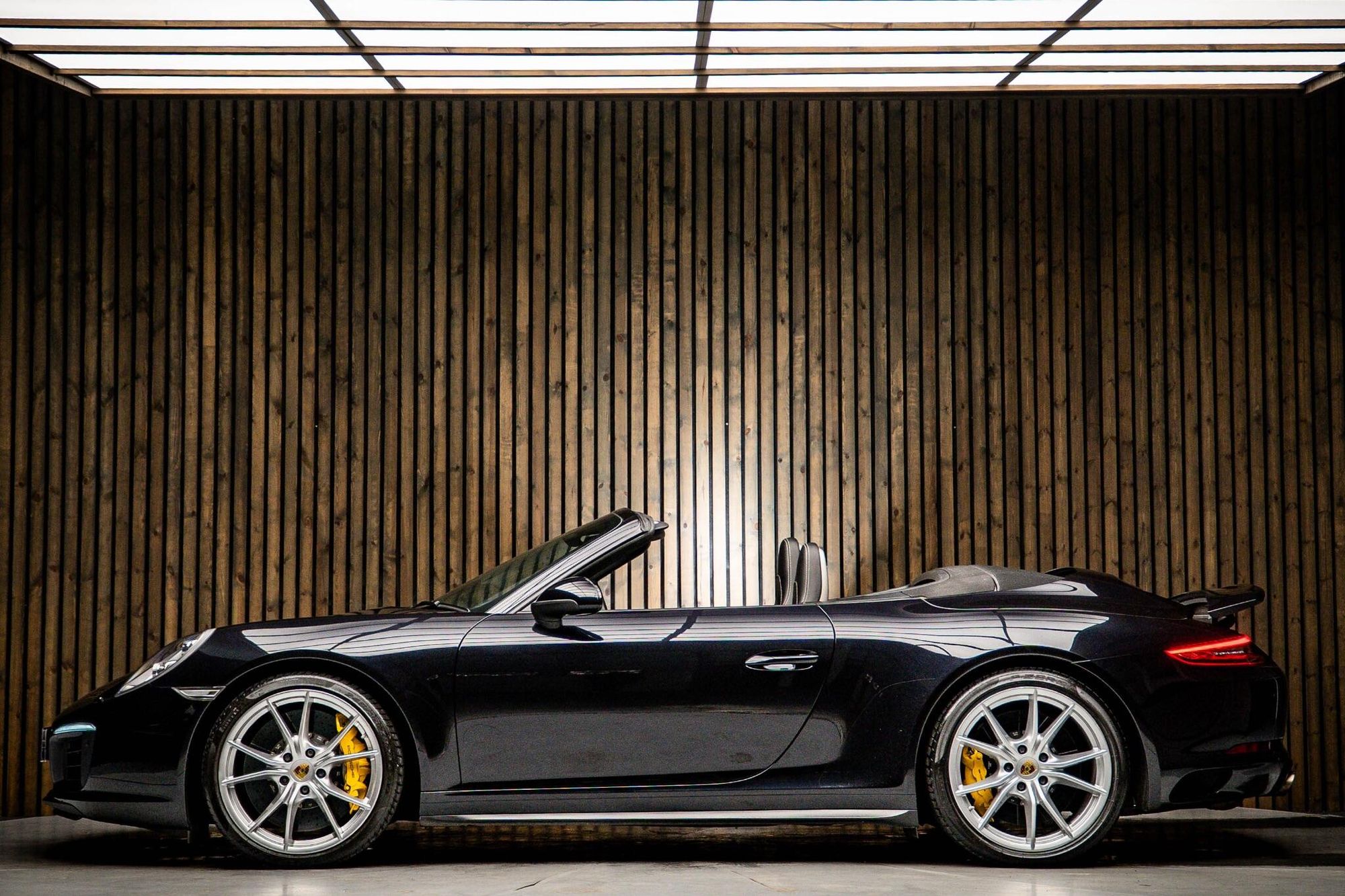 PORSCHE 911 [991] CARRERA 4 CABRIOLET S 2dr PDK for sale UK - Slide 7