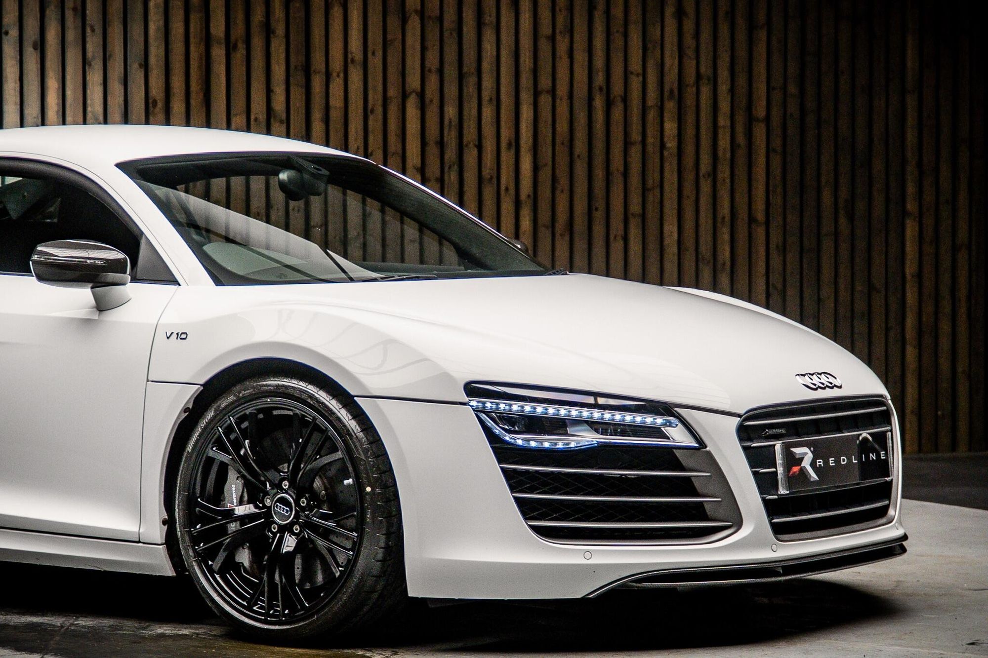 AUDI R8 COUPE 5.2 FSI [550] V10 Plus Quattro 2dr S Tronic for sale UK - Slide 10
