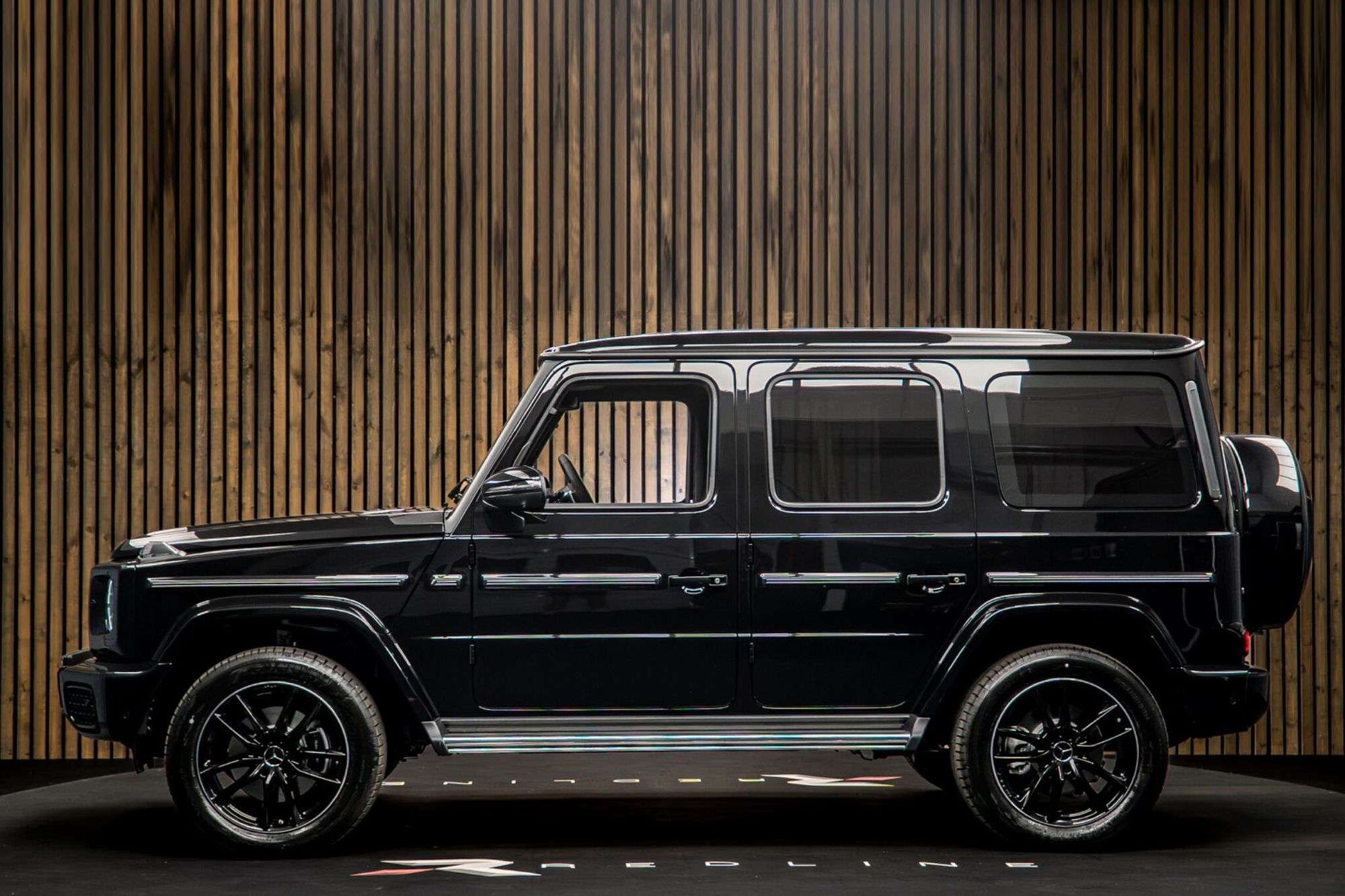 MERCEDES-BENZ G CLASS DIESEL STATION WAGON G450d AMG Line Premium Plus 5dr 9G-Tronic for sale UK - Slide 7