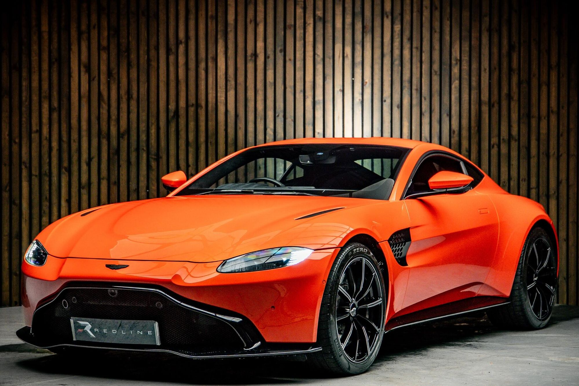 ASTON MARTIN VANTAGE V8 COUPE 2dr ZF 8 Speed Auto for sale UK - Slide 8